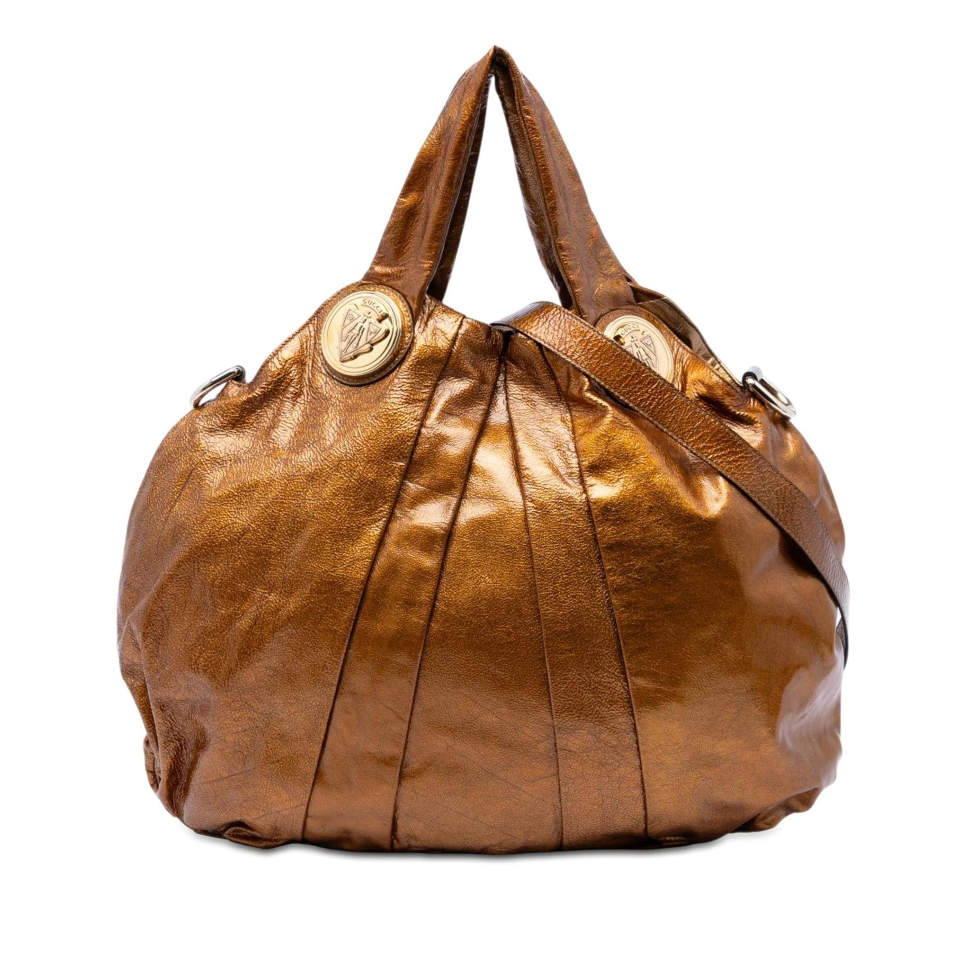 Hysteria patent leather handbag