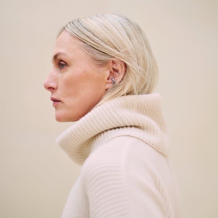 Blanc Naturel Long-sleeve Cashmere Tunic Sweater