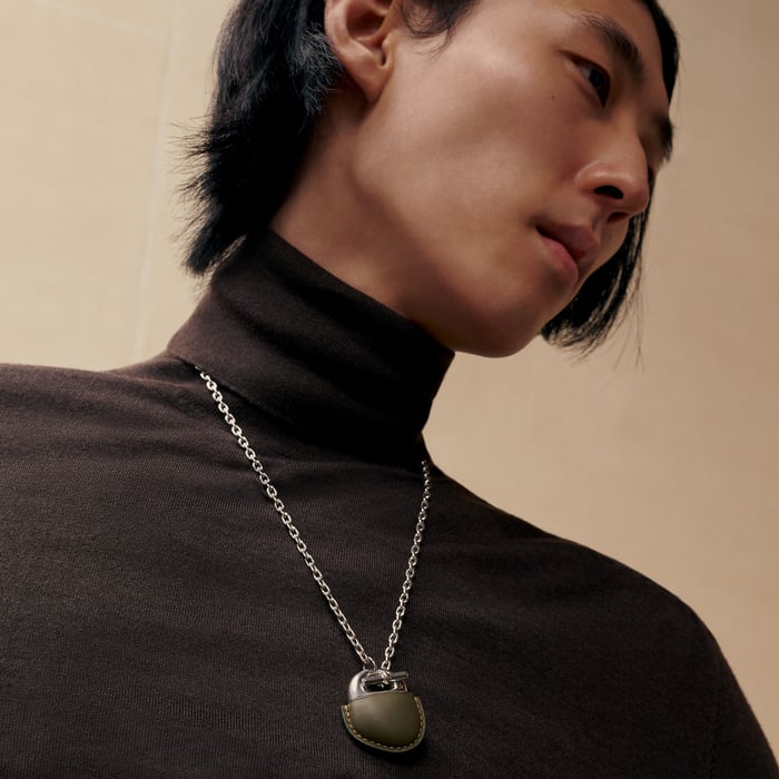 Vert Véronèse Galet Gaine Necklace