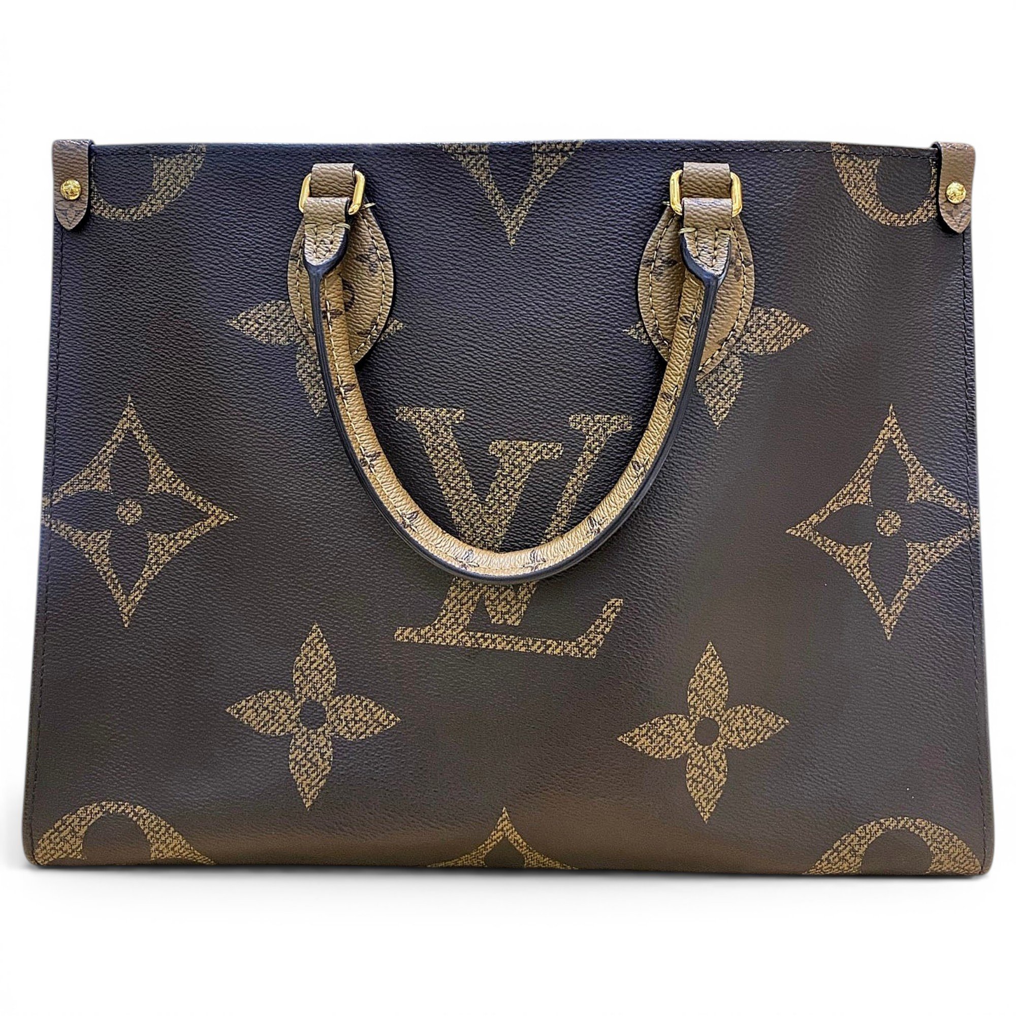 Onthego leather handbag