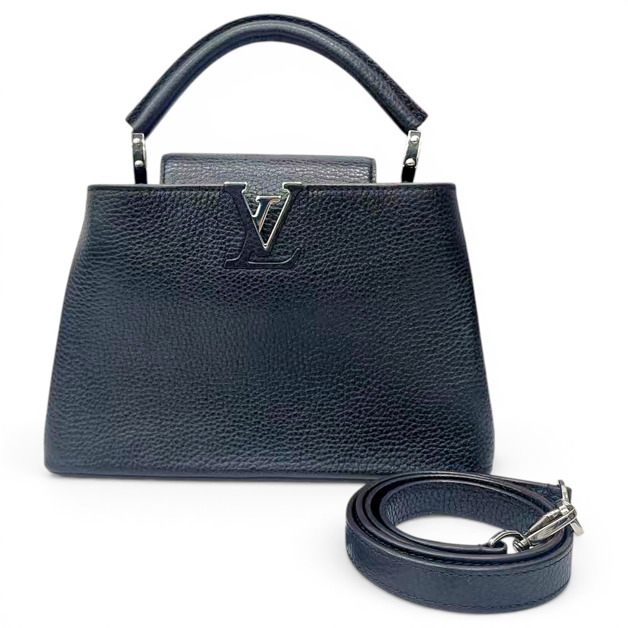 Capucines leather handbag