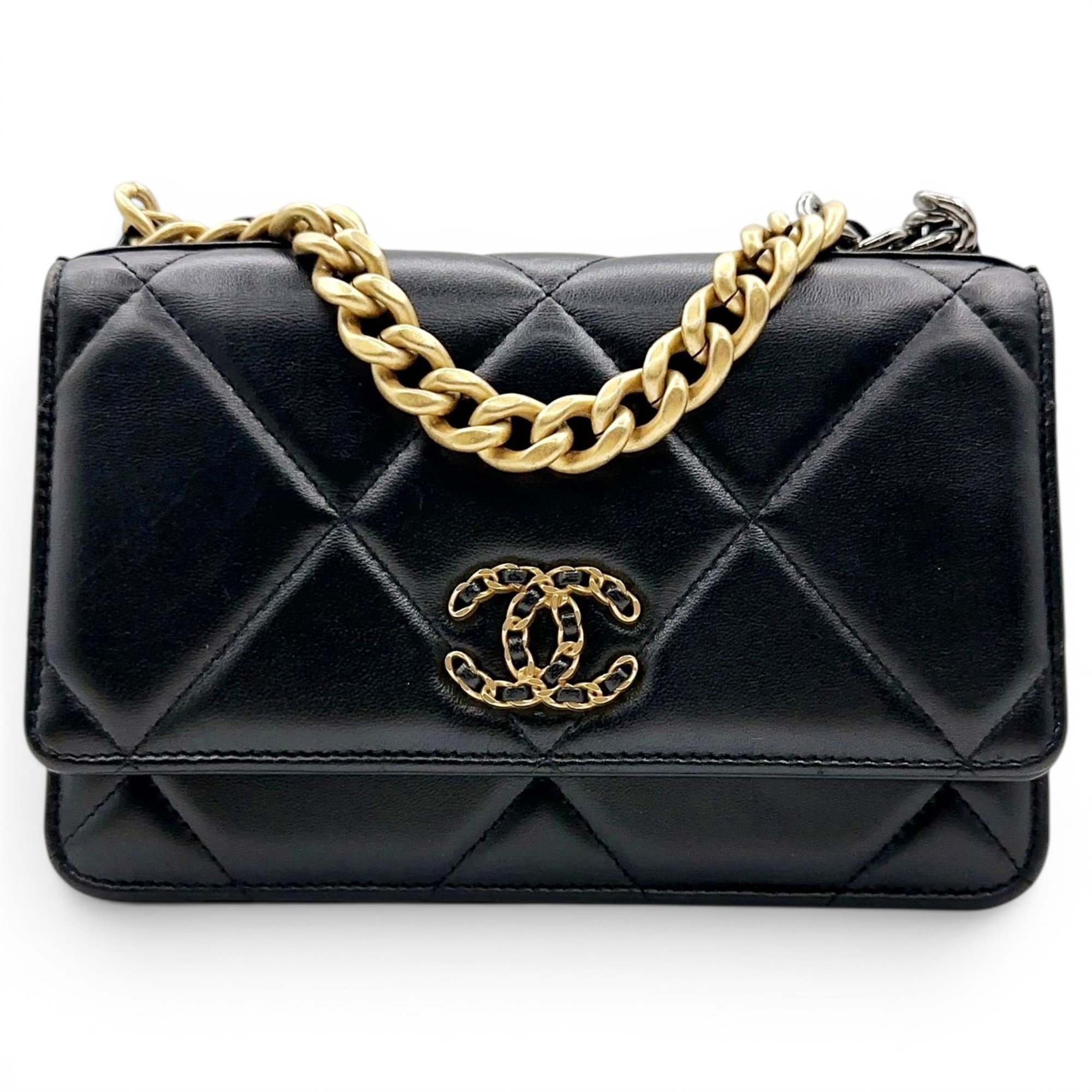 Wallet On Chain Chanel 19 leather handbag