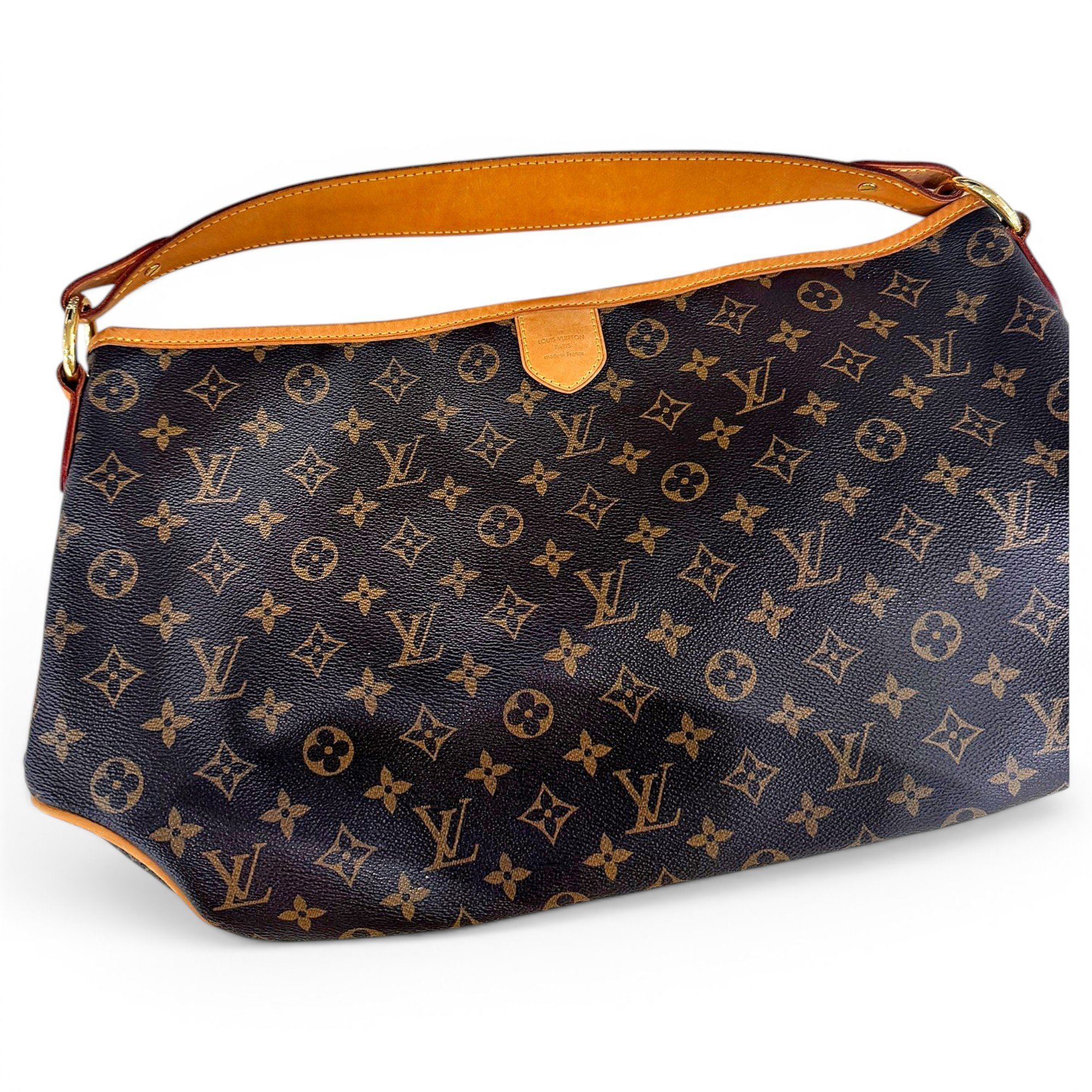 Graceful leather handbag