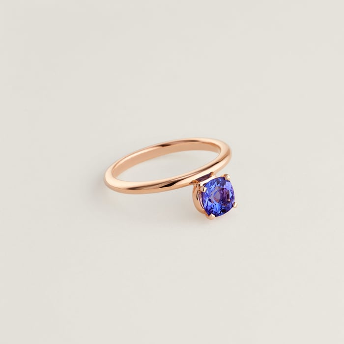 Sans Coloris Hermès Grand Jete Solitaire Engagement Ring, Medium Model
