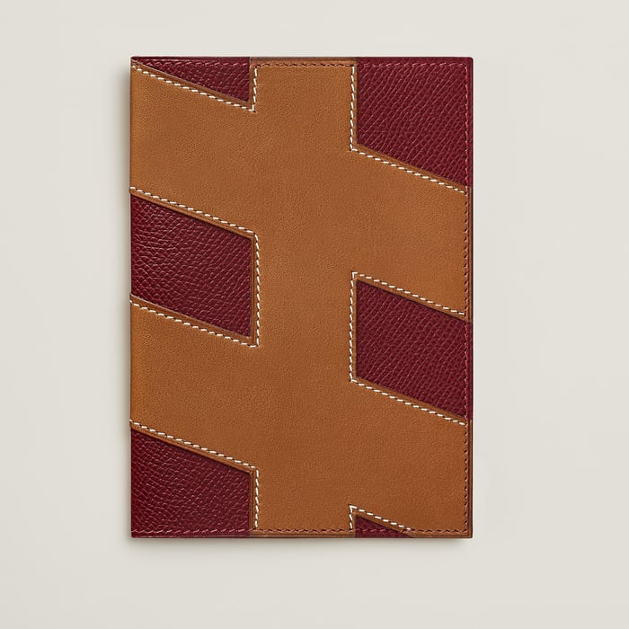H-tag Passport Holder