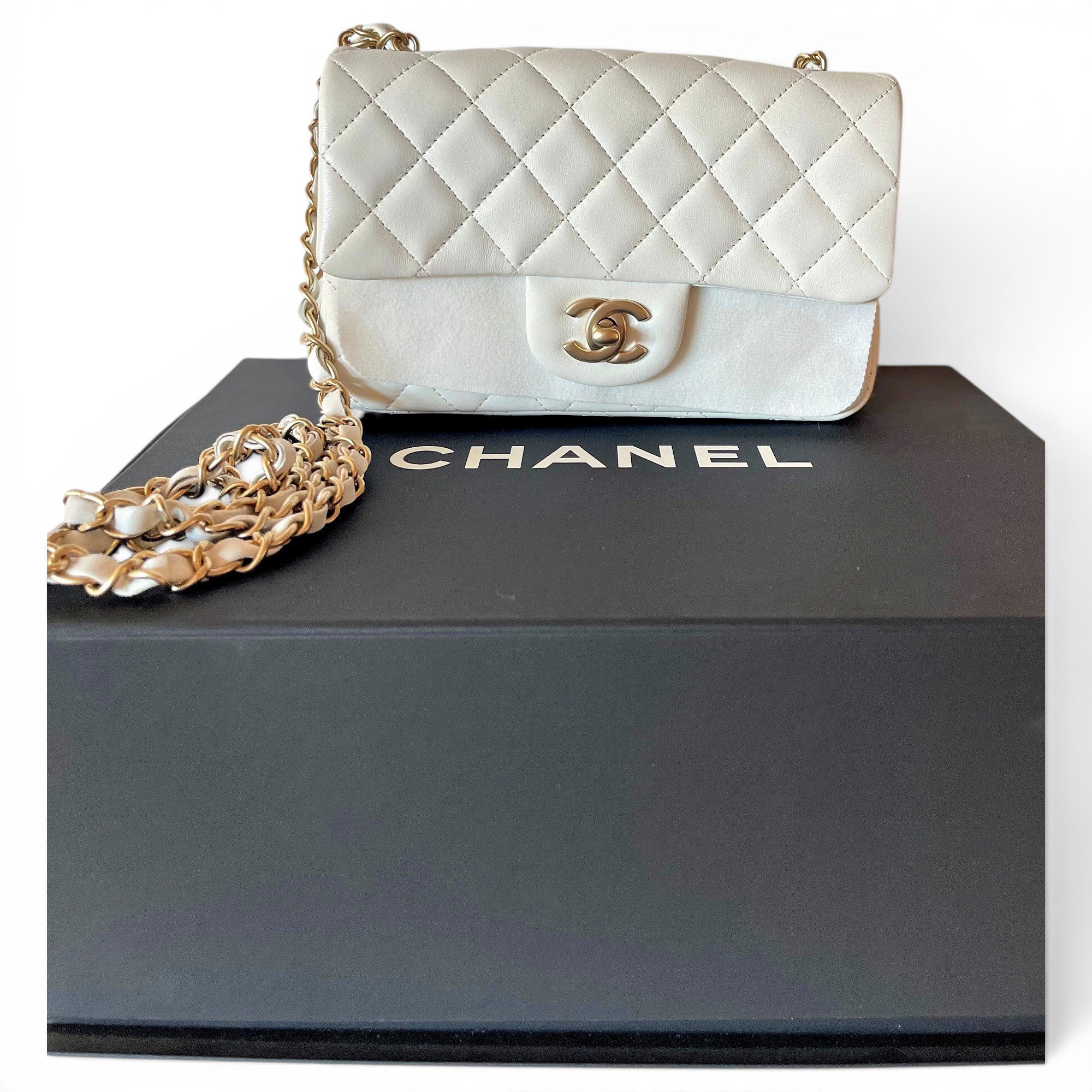 Timeless/Classique leather crossbody bag