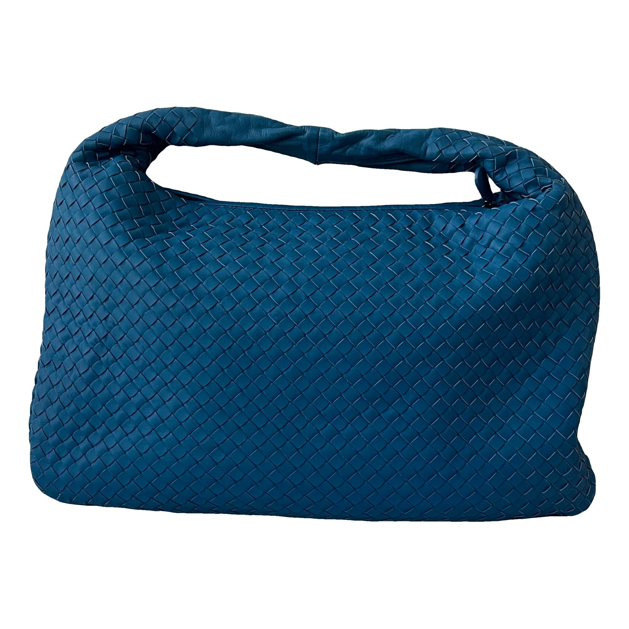 Veneta leather handbag