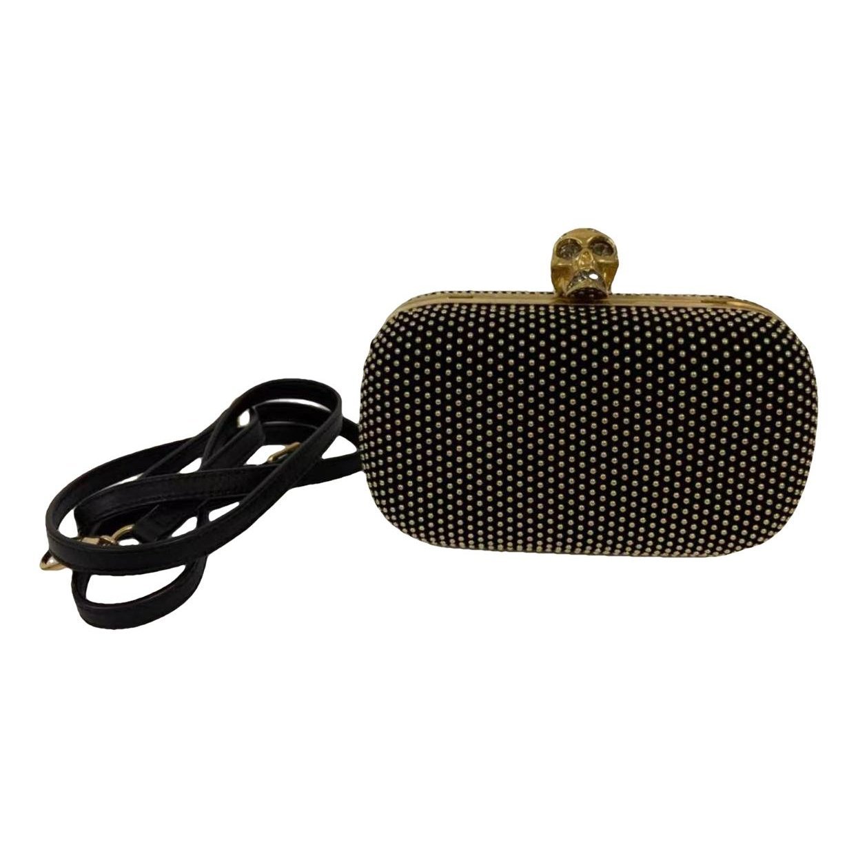 Skull clutch bag