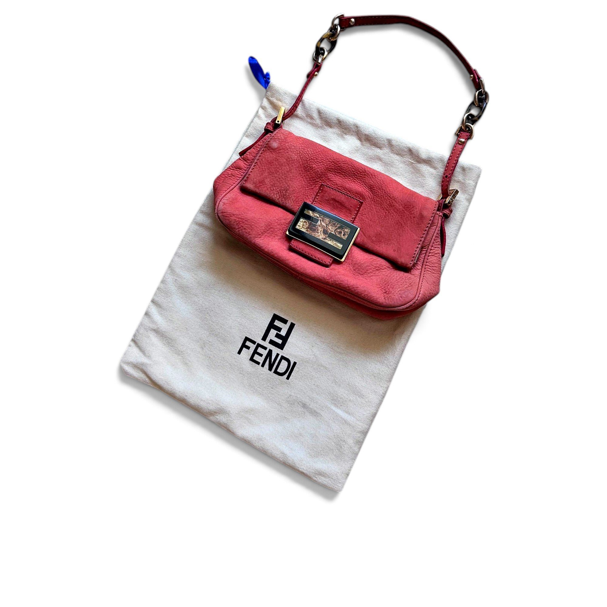 Baguette leather handbag