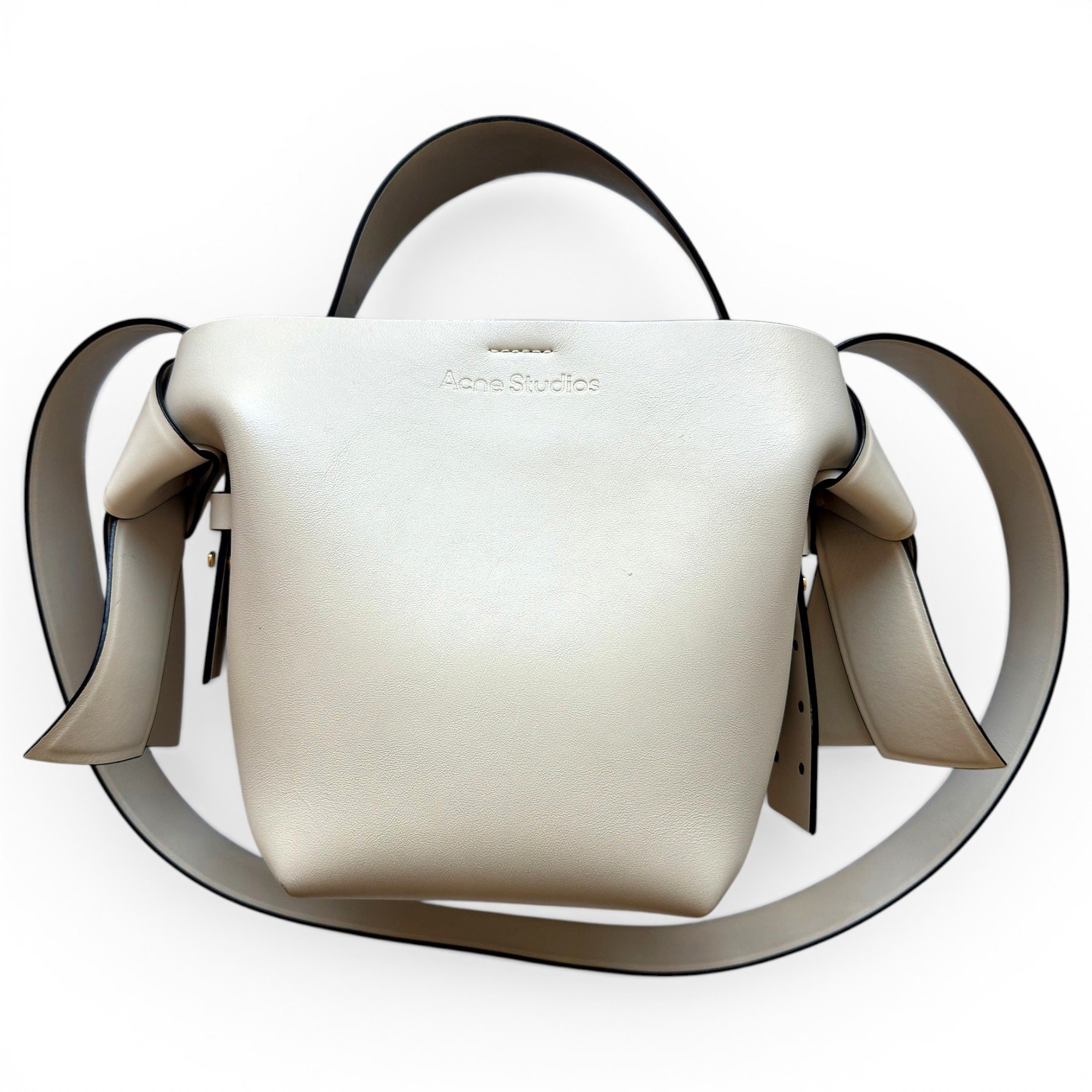Musubi leather bag