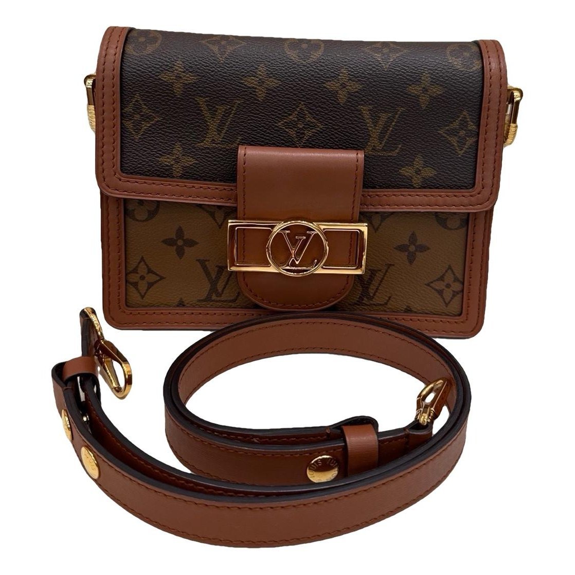 Dauphine leather handbag