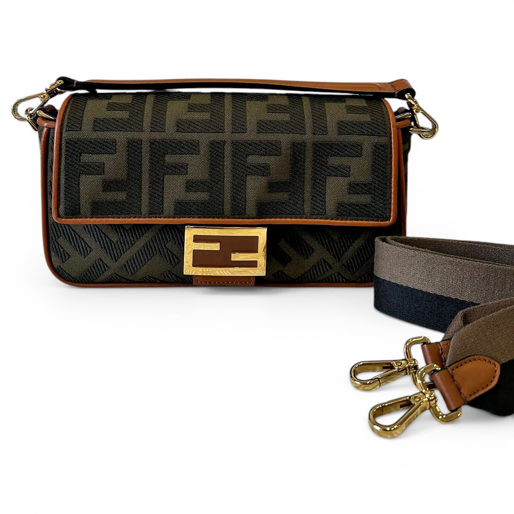 Baguette cloth handbag