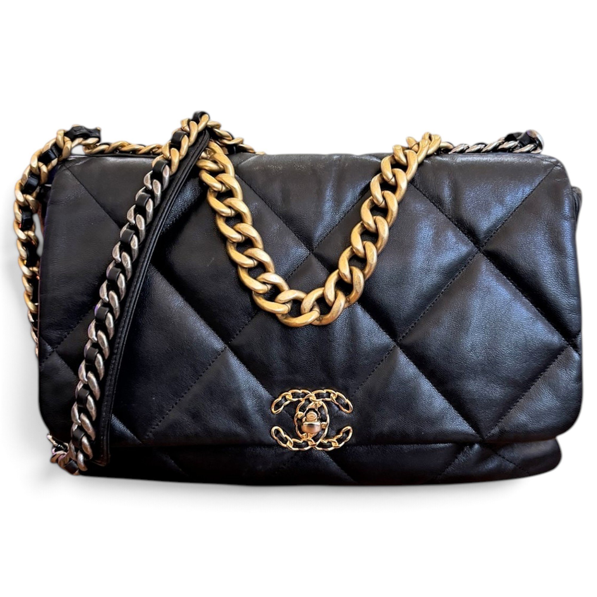 Chanel 19 leather handbag