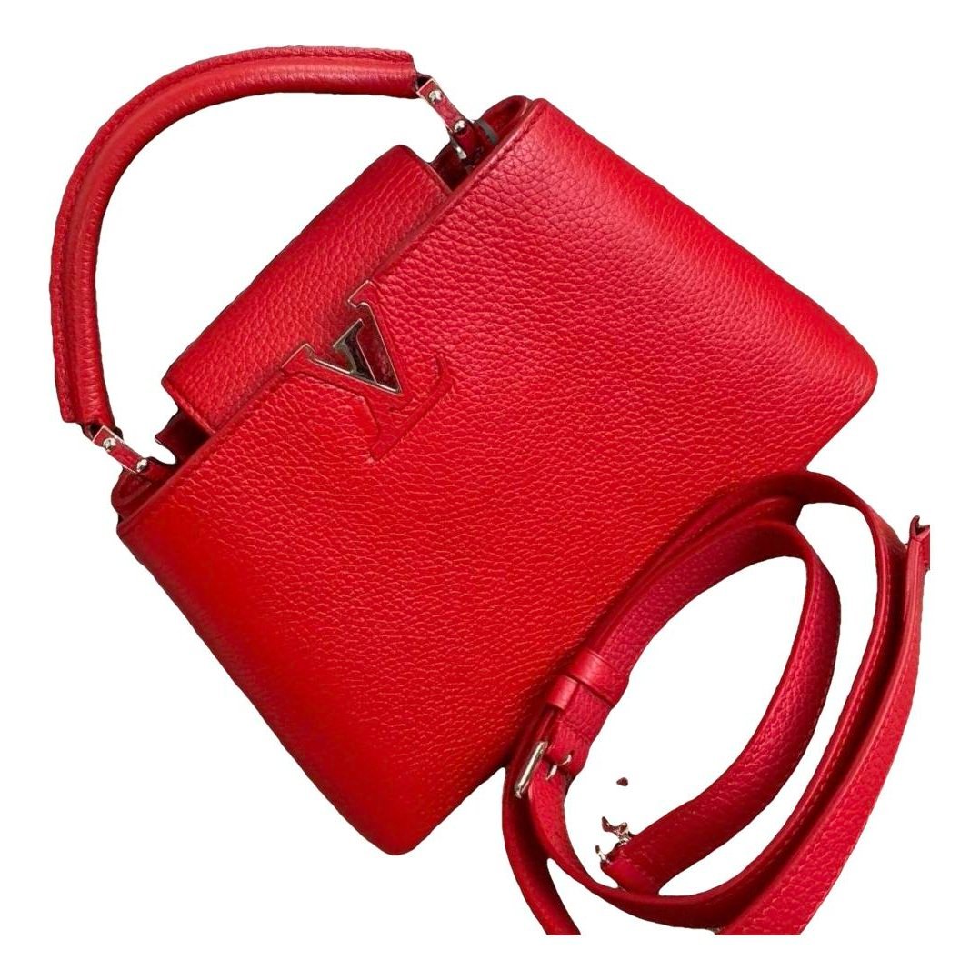 Capucines leather handbag