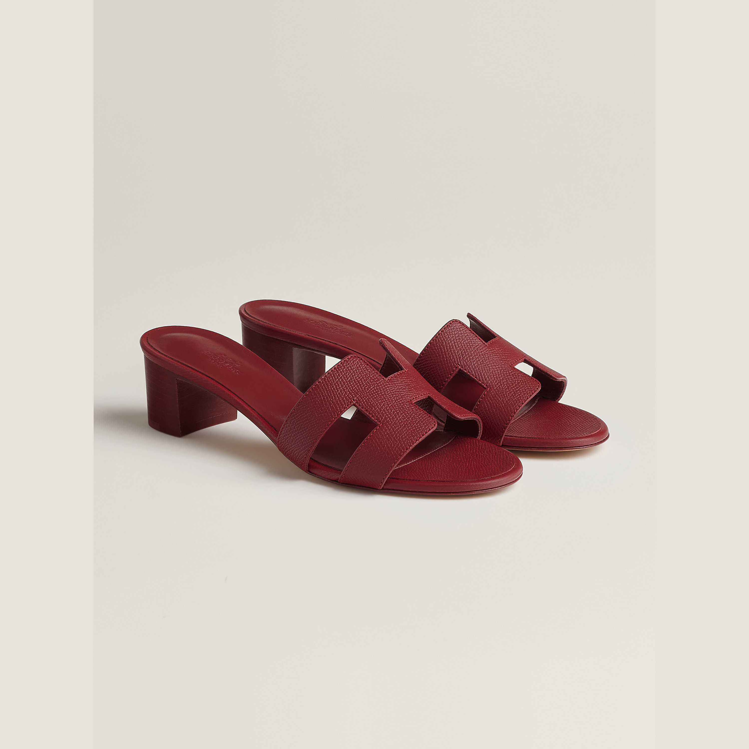 Oasis sandal