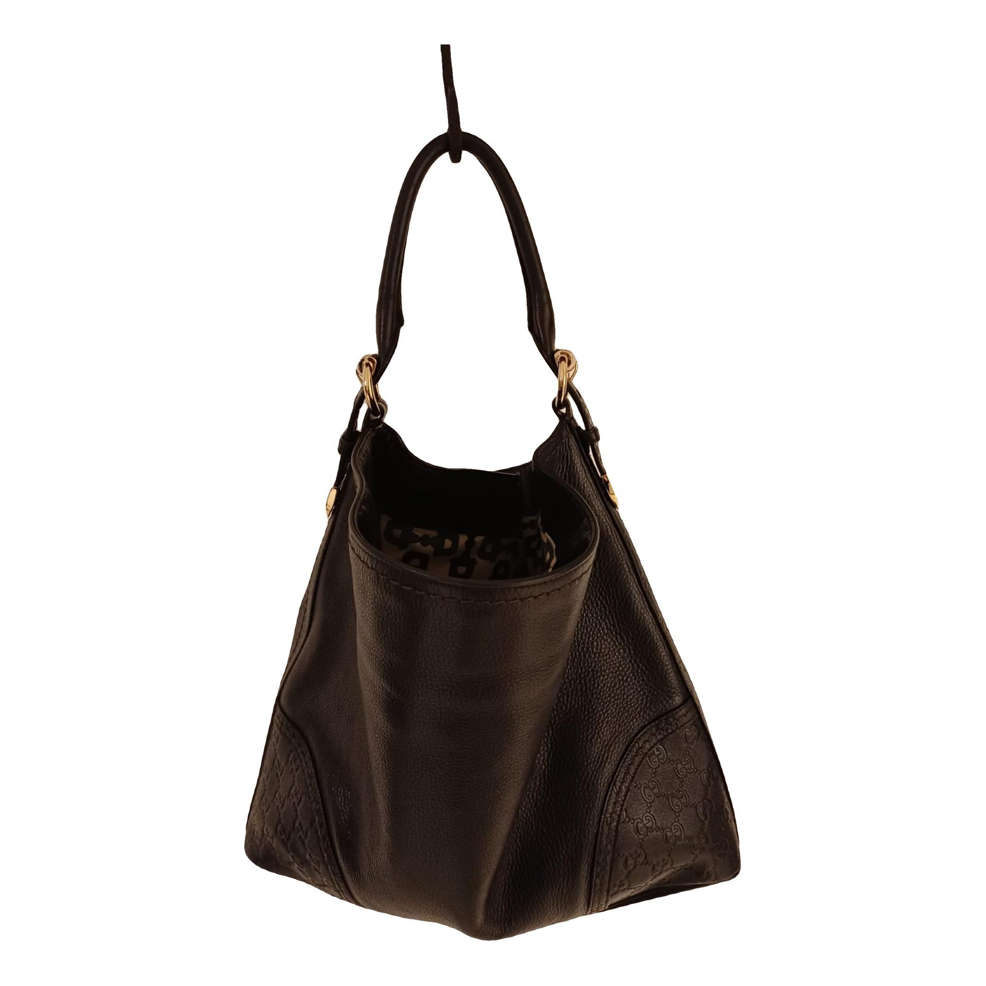 Hobo leather handbag