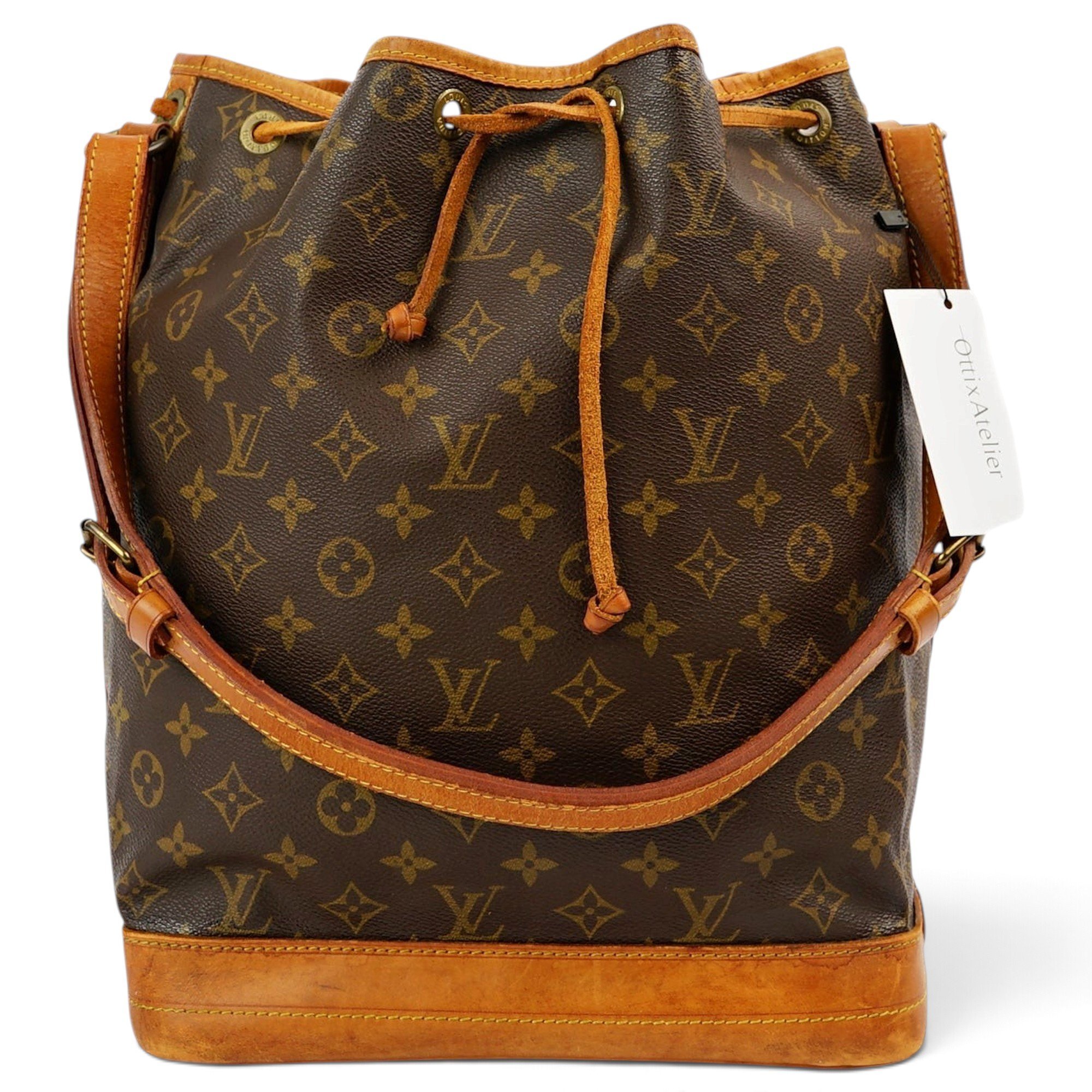 Noé leather handbag