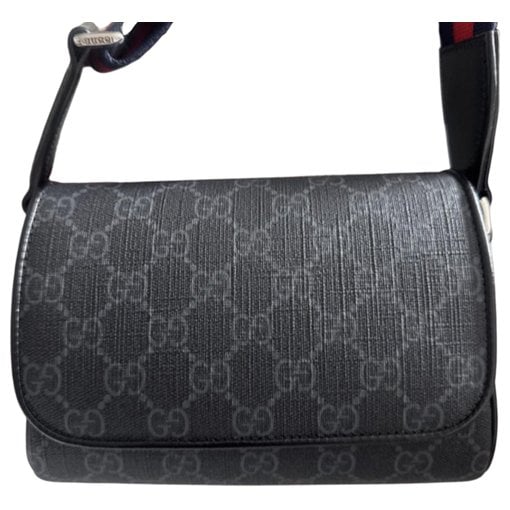 Leather crossbody bag