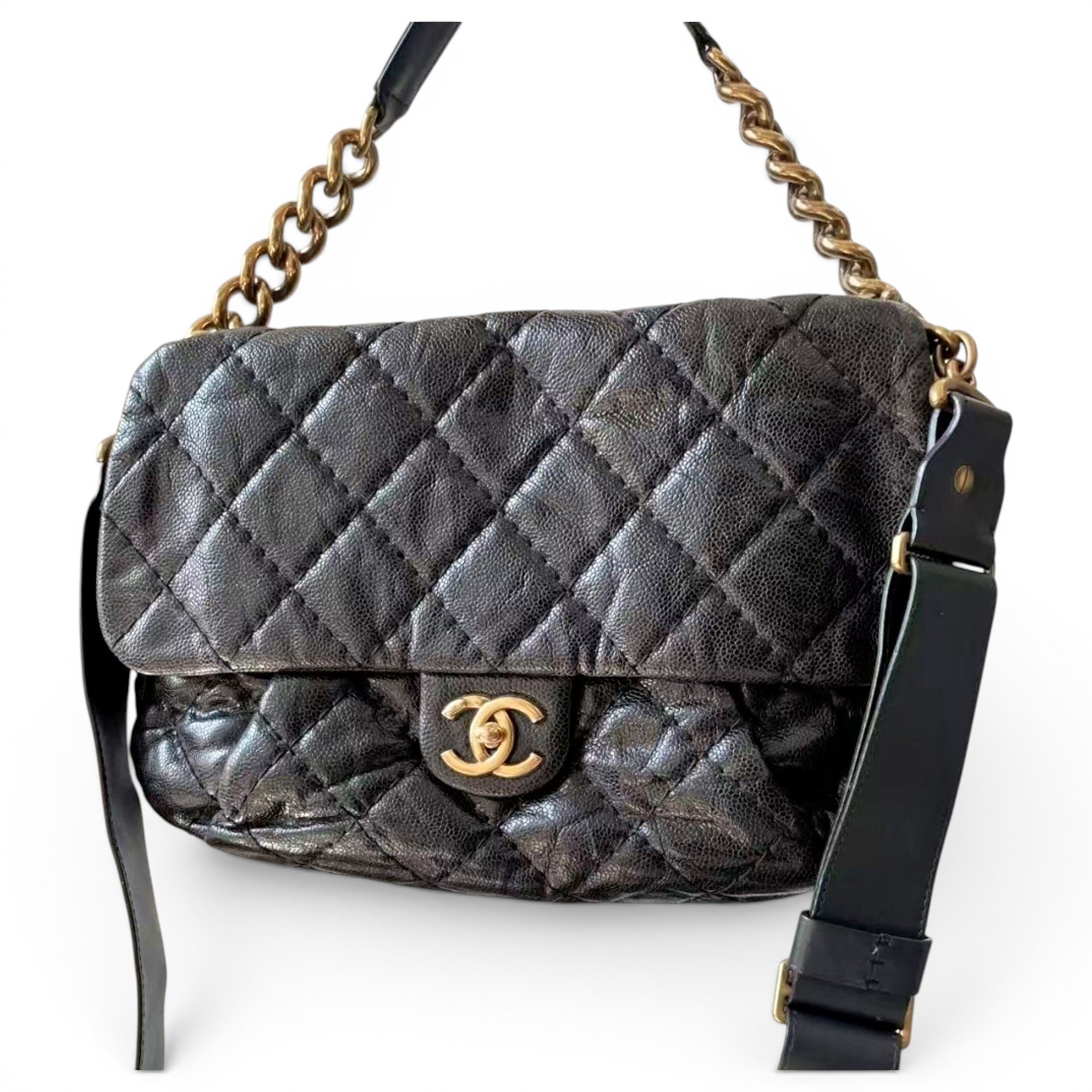 Timeless/Classique leather crossbody bag