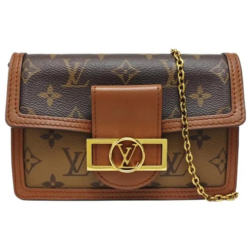 Dauphine leather handbag