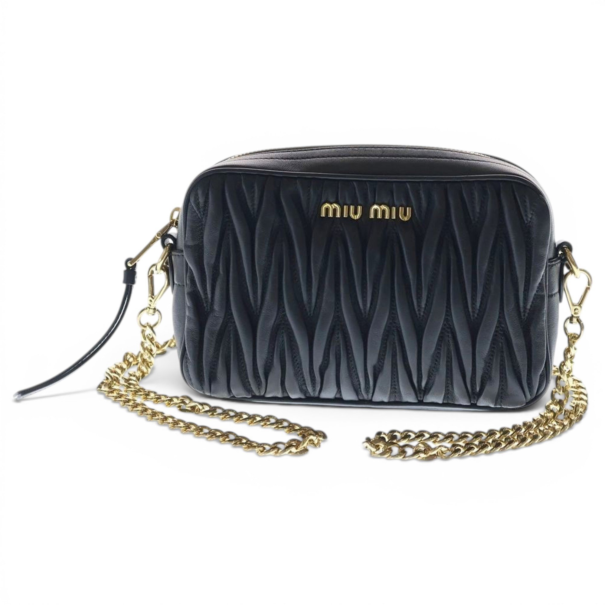 Matelassé leather handbag