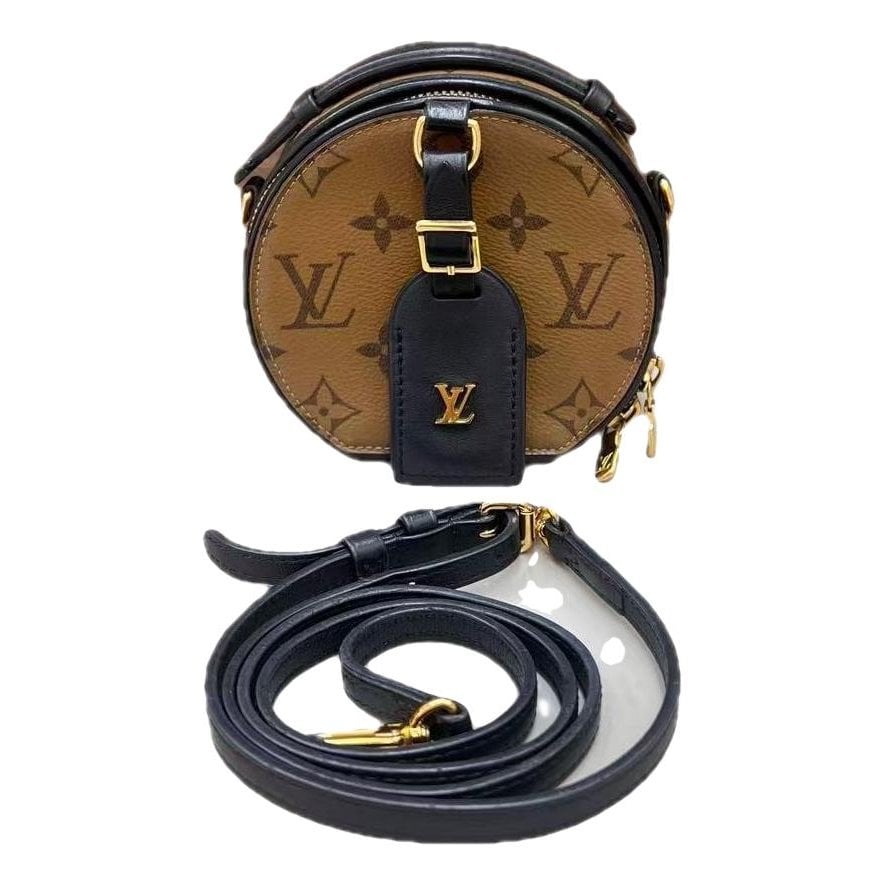 Petite Boîte Chapeau leather handbag