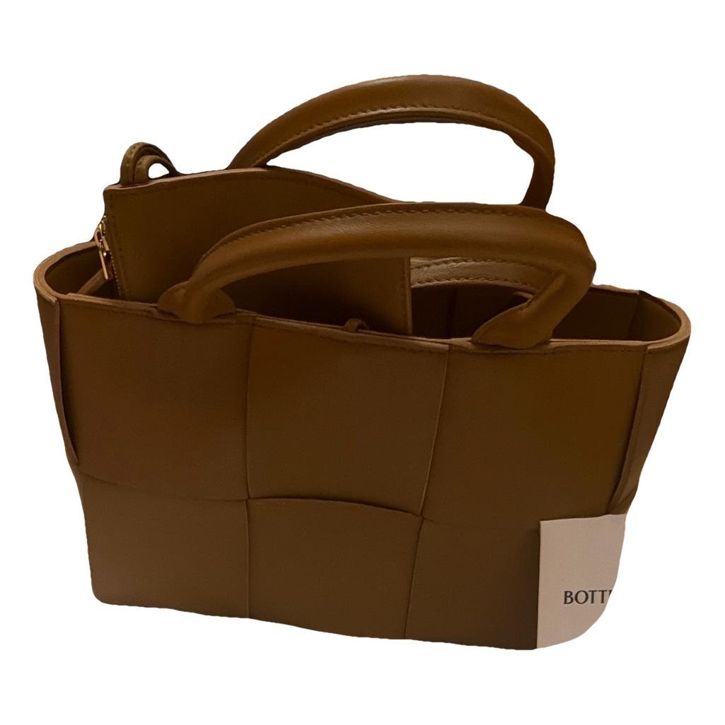 Arco leather tote