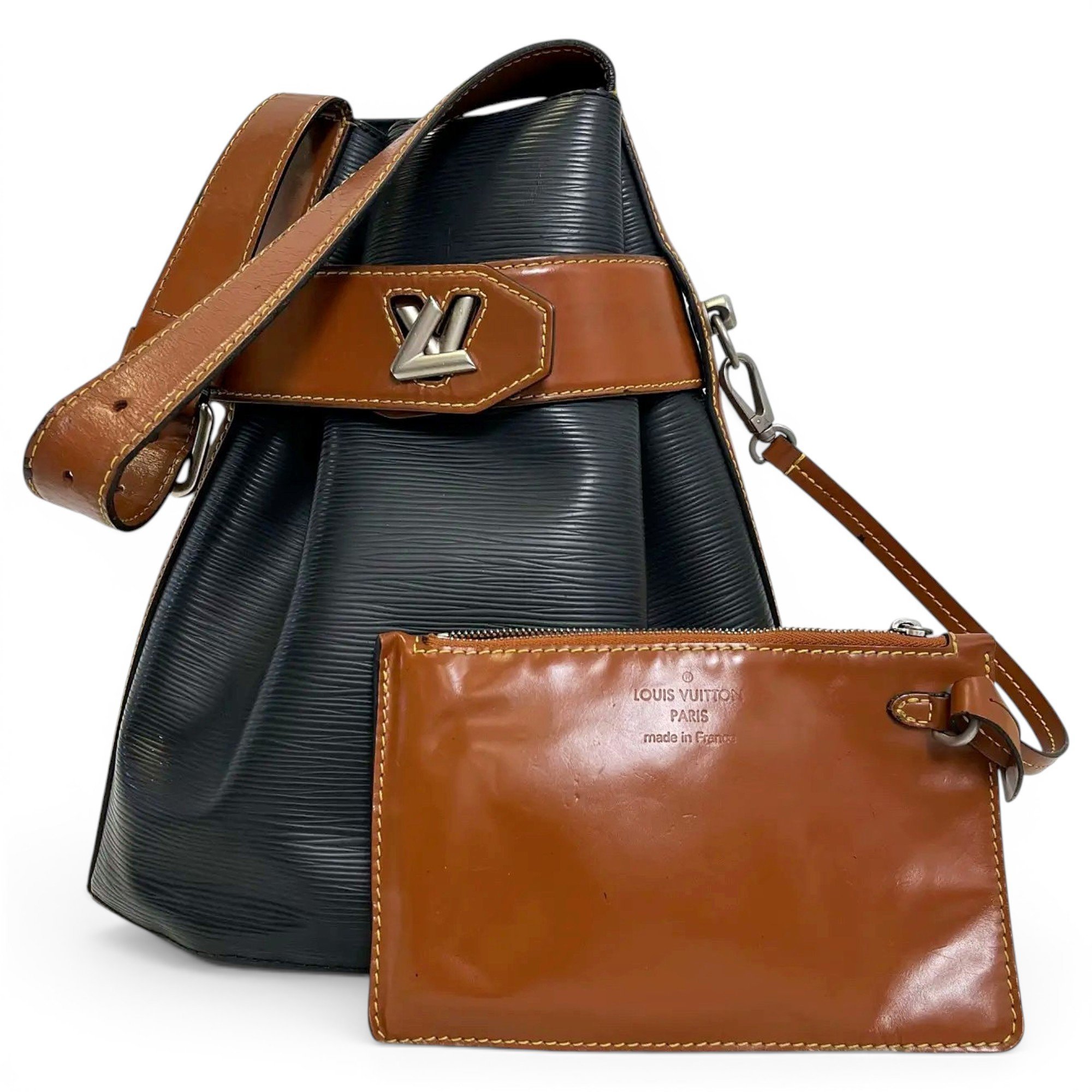 Twist Bucket Vintage leather handbag