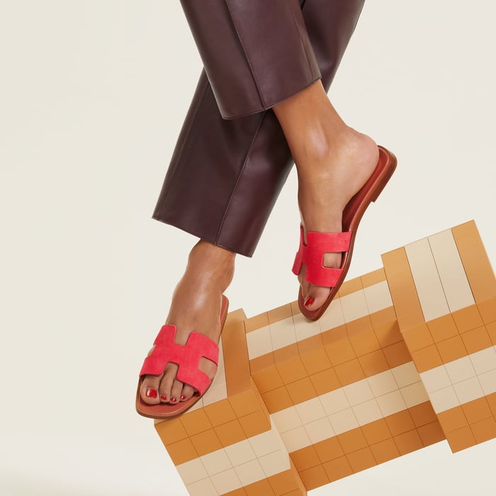 Rouge Cinétique Oran Sandal