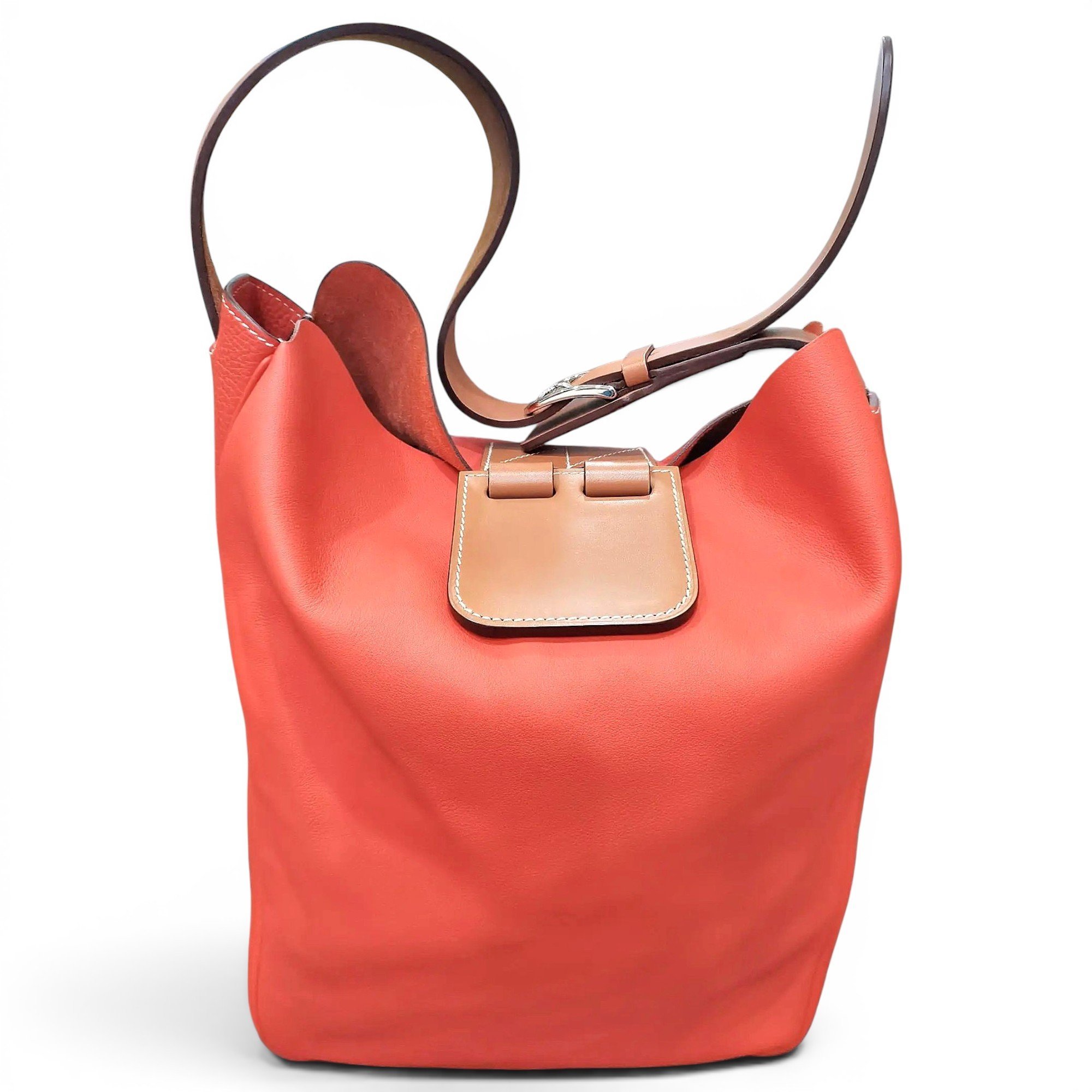 Virevolte leather handbag