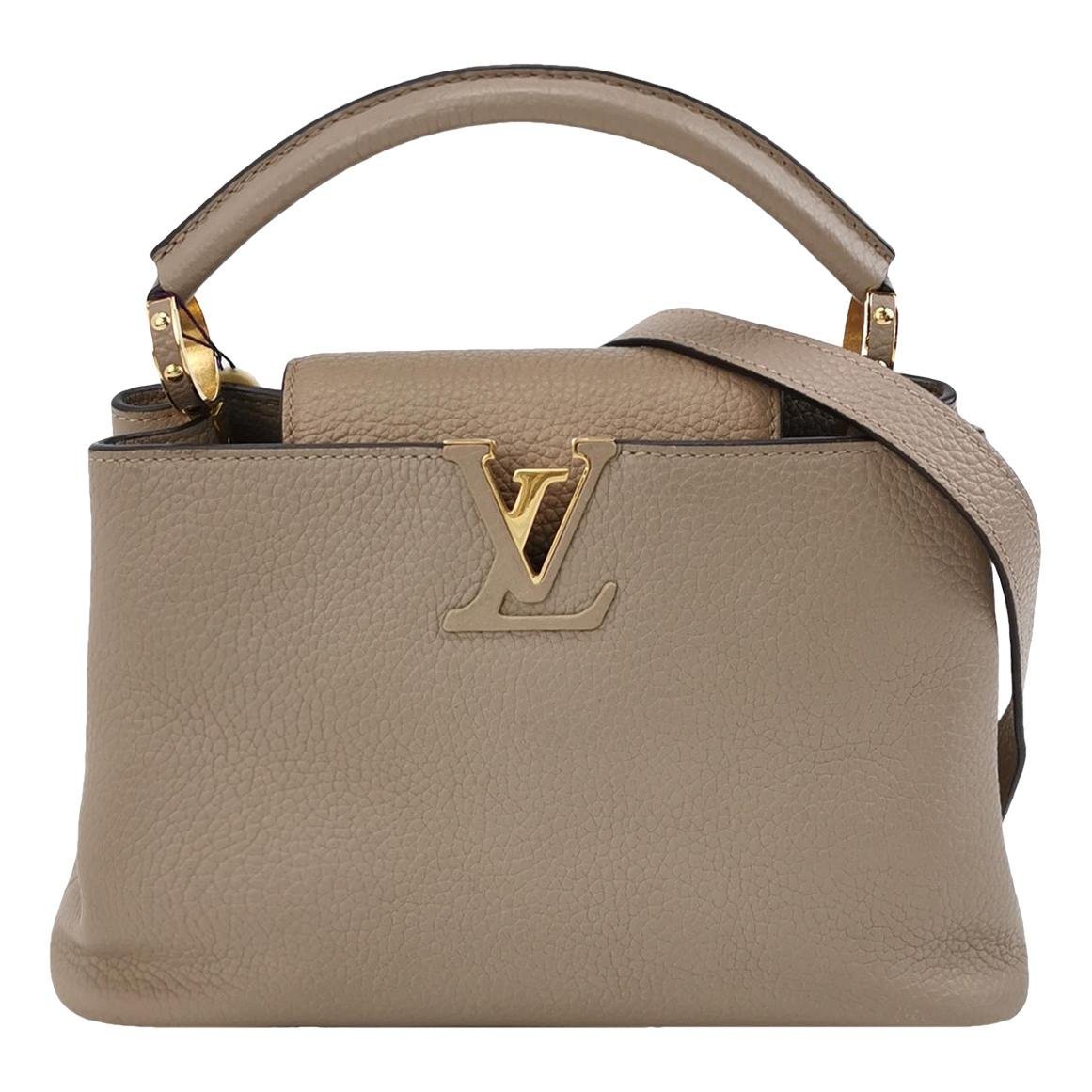 Capucines leather handbag