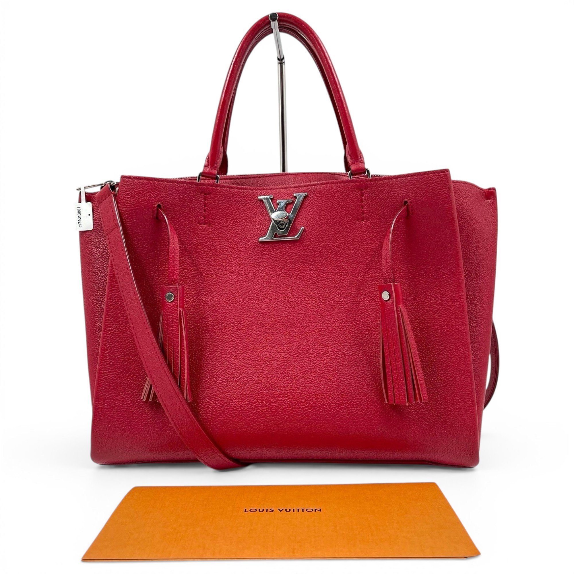 Lockmeto leather crossbody bag