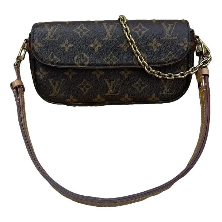Maxi Multi Pochette Accessoires leather mini bag