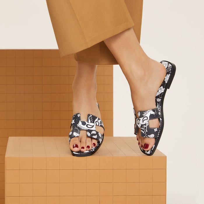 Oran Sandal
