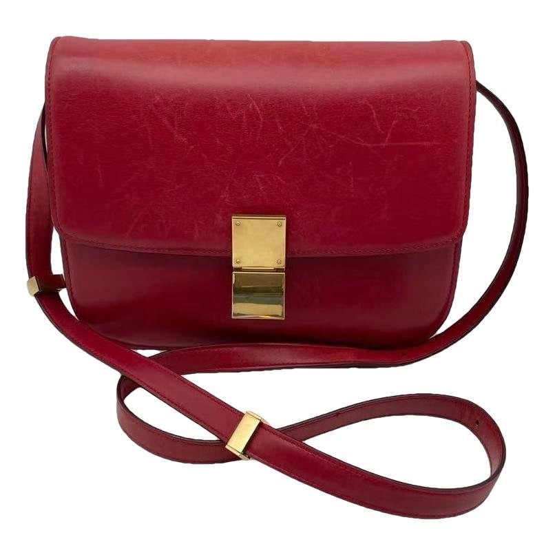 Classic leather crossbody bag