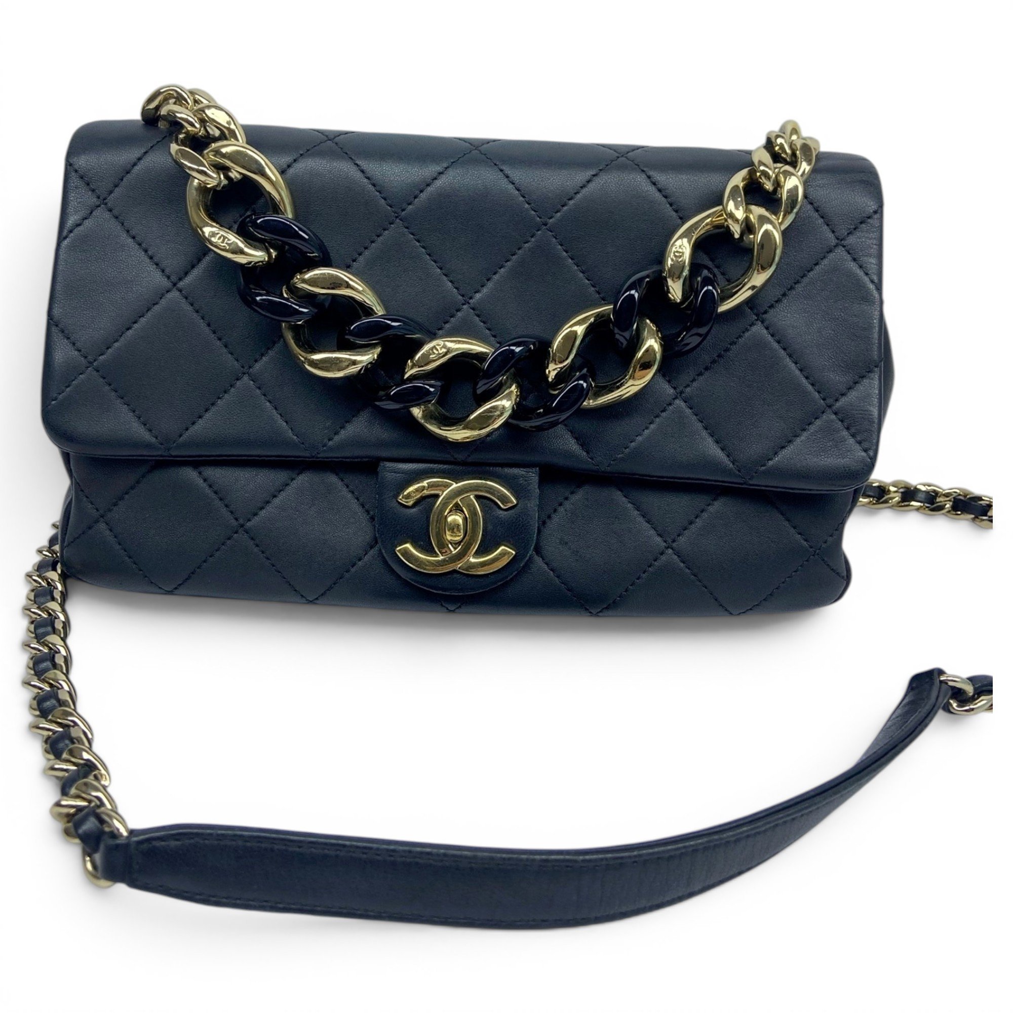 Timeless/Classique leather crossbody bag