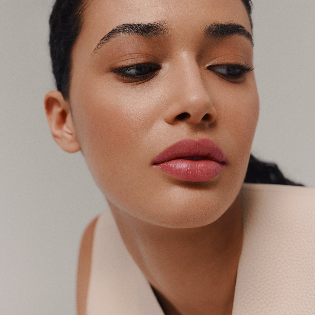 18 – rose Encens Satin Lipstick Refill, Rose Encens