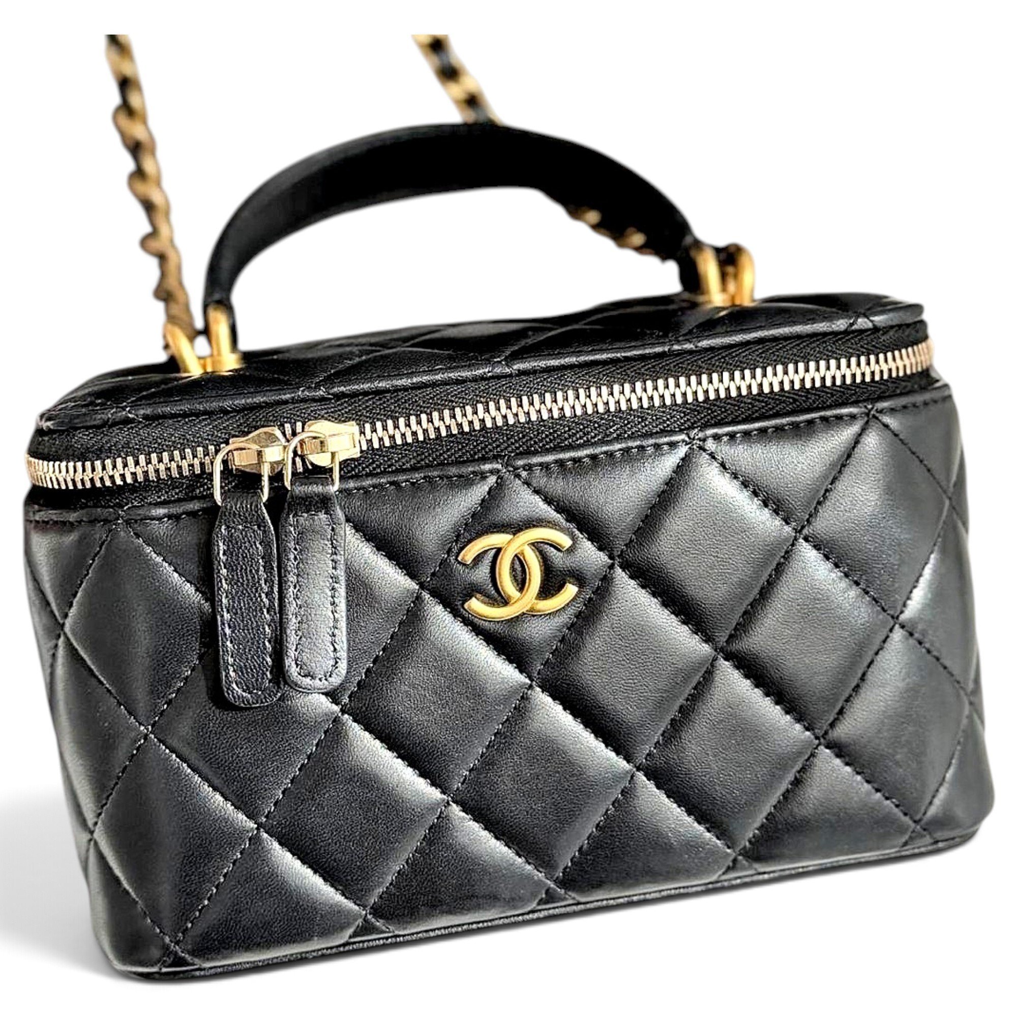 Trendy CC Vanity leather handbag