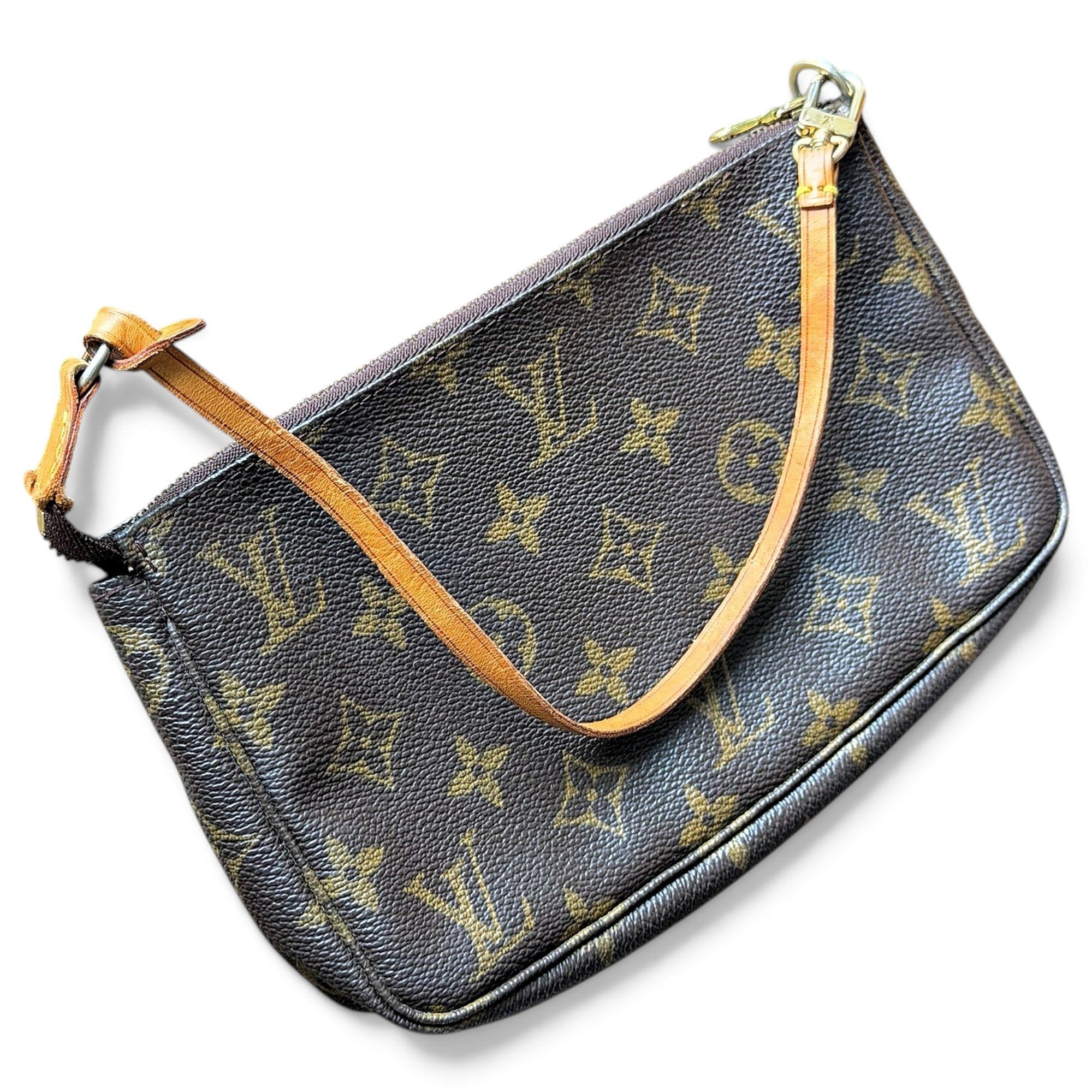 Pochette Accessoire leather handbag