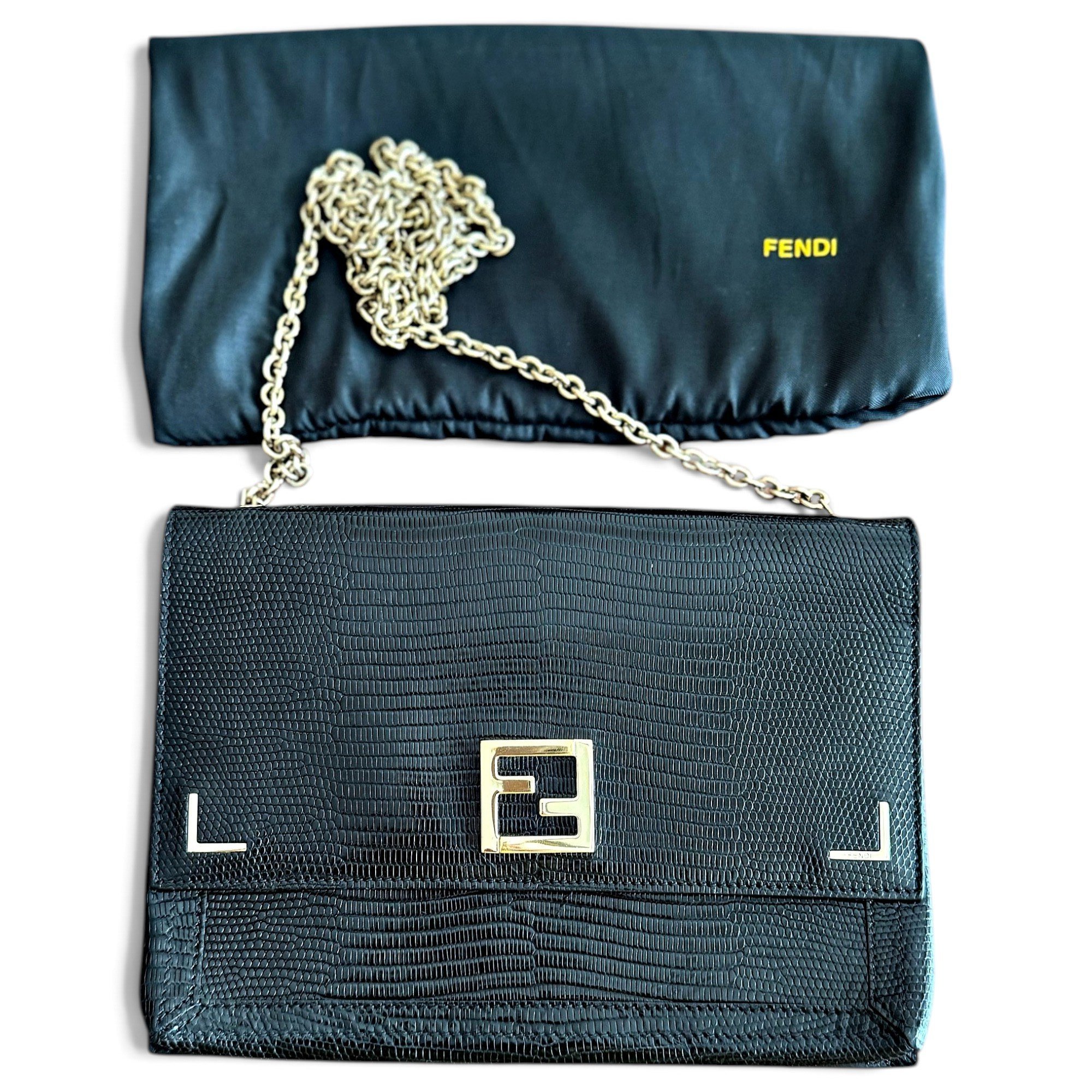 Wallet On Chain leather crossbody bag
