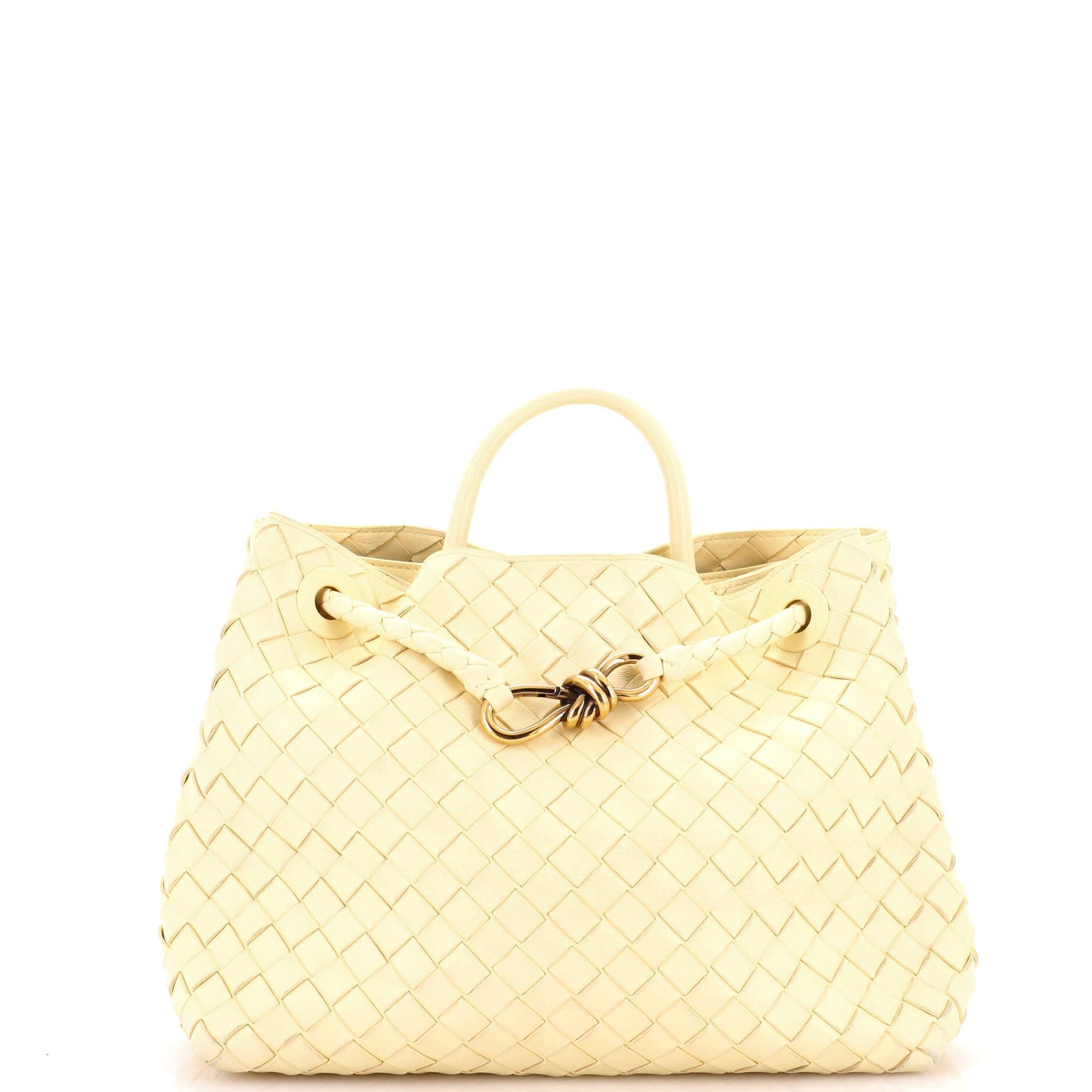 Andiamo Top Handle Bag Intrecciato Nappa Medium