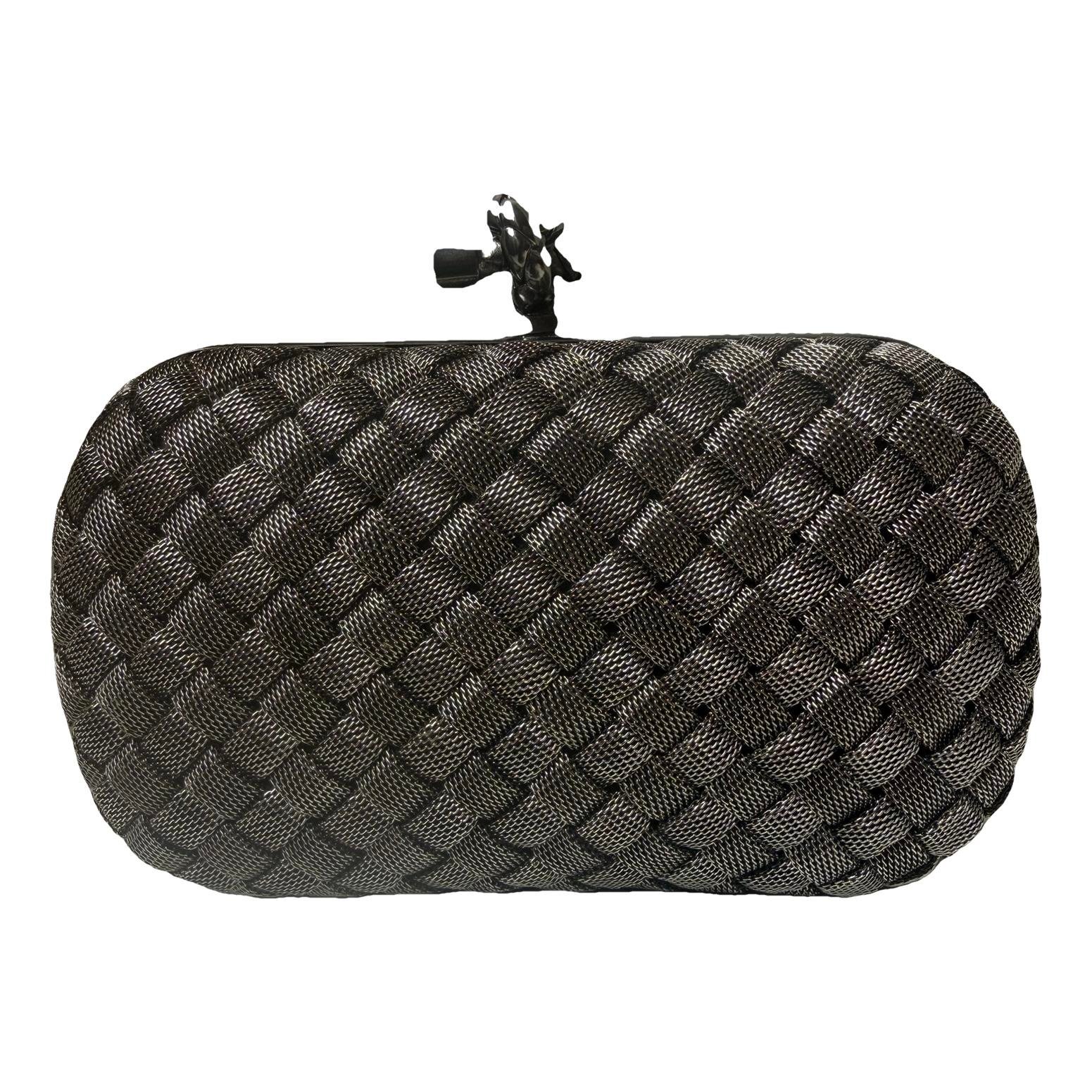 Pochette Knot clutch bag