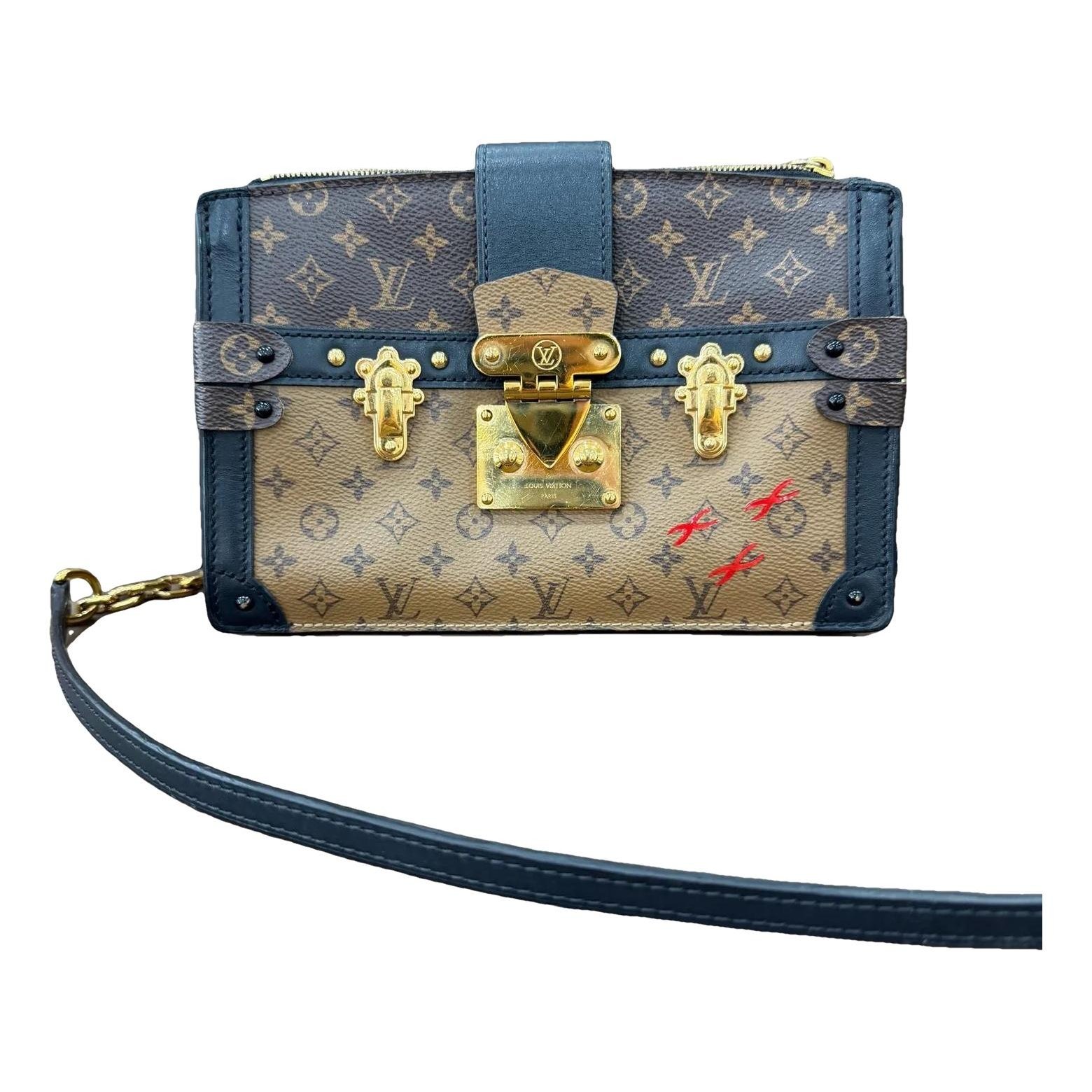Cloth clutch bag