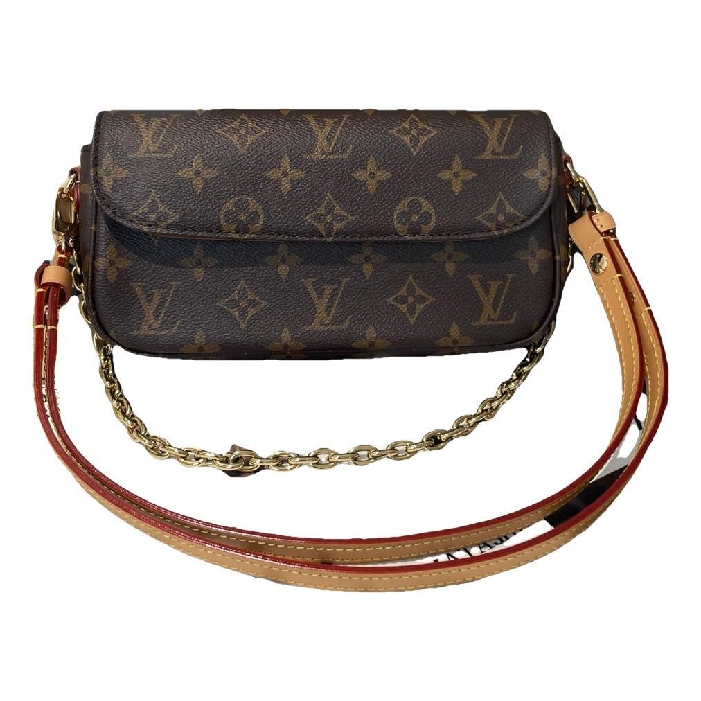 Ivy leather handbag