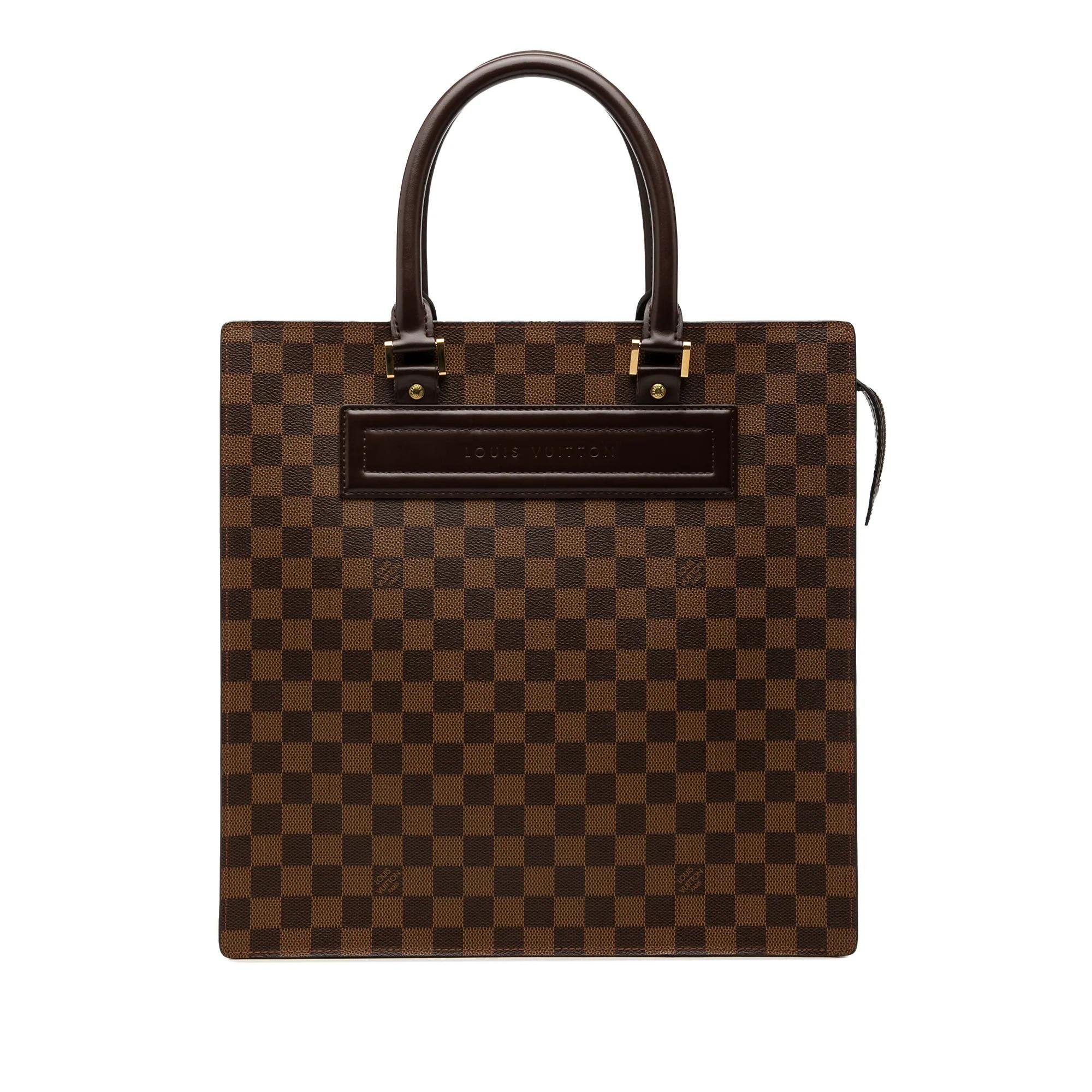 Plat leather tote