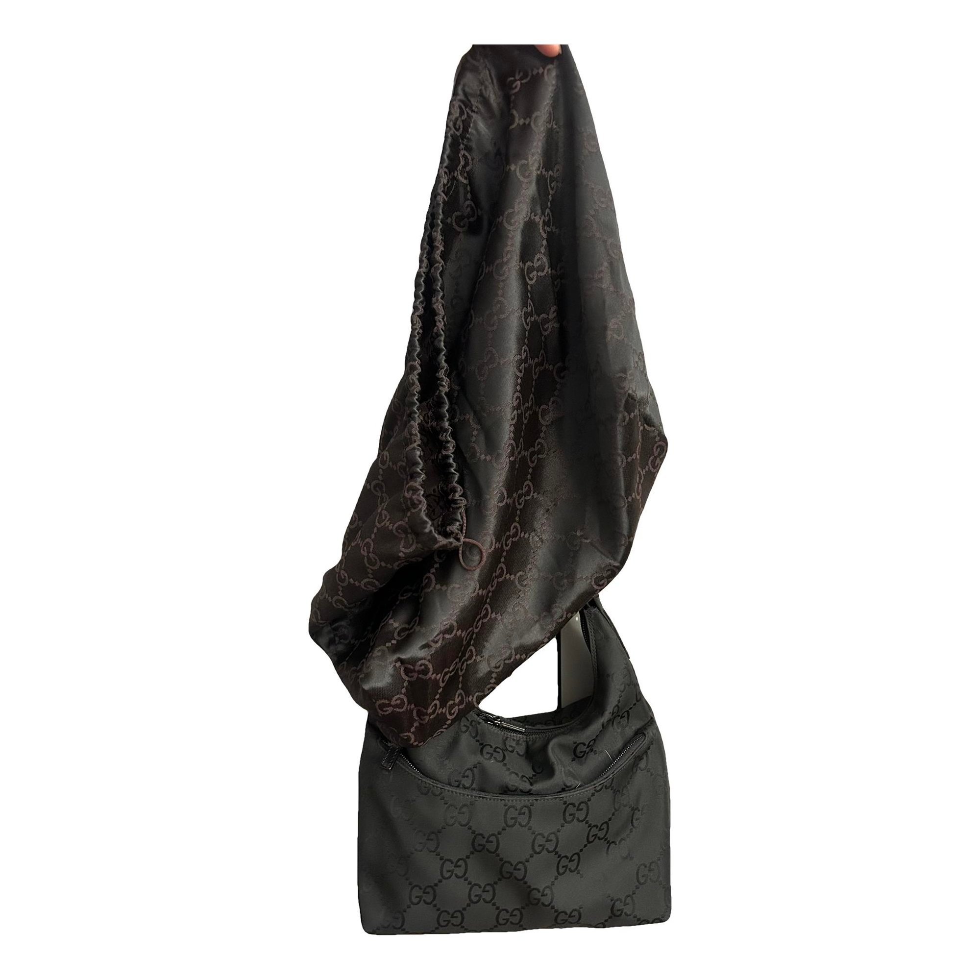 Hobo cloth handbag