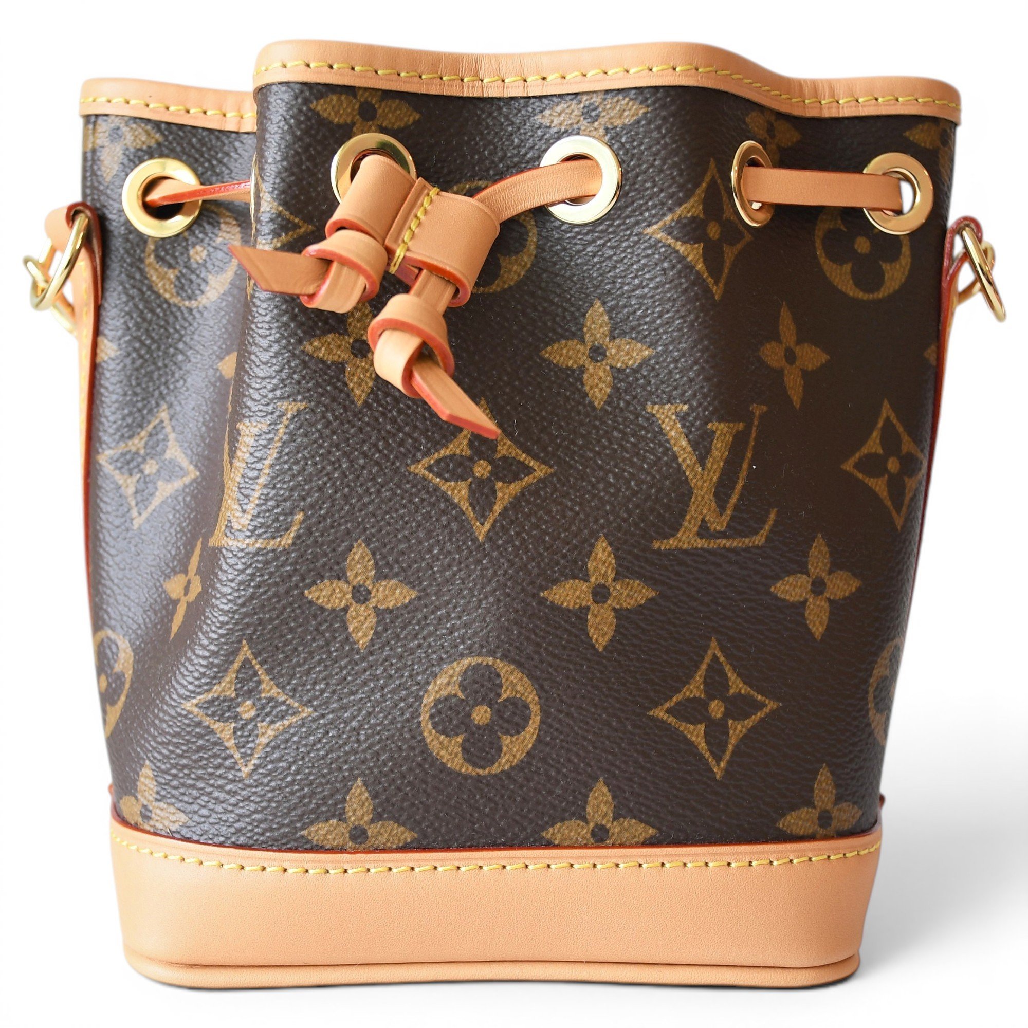 Noé leather handbag