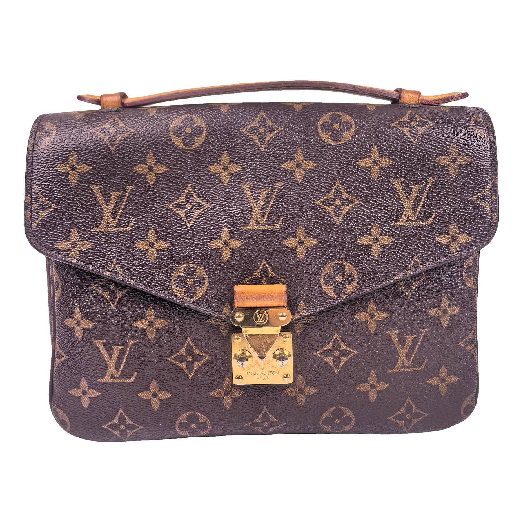 Metis leather handbag