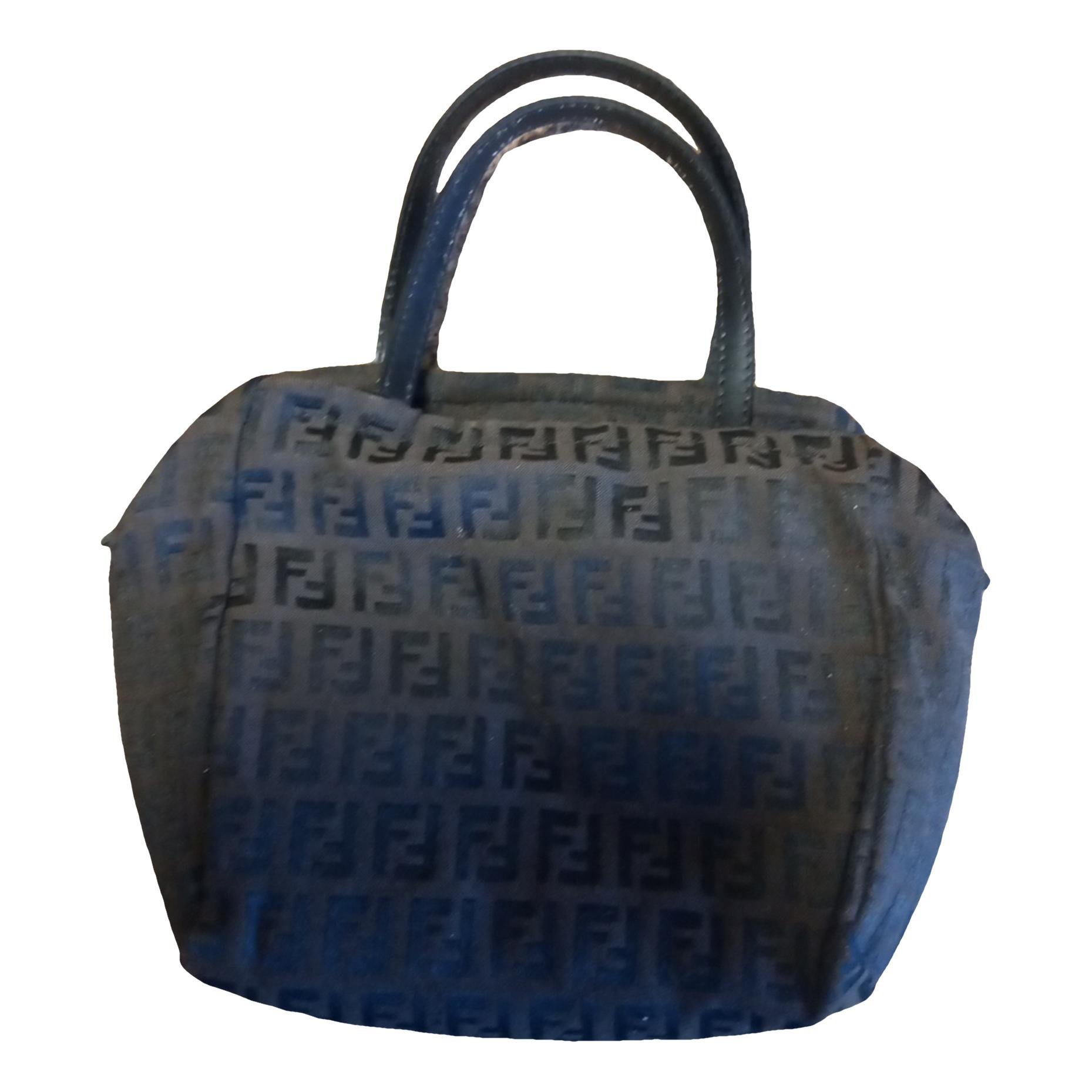 Cloth clutch bag