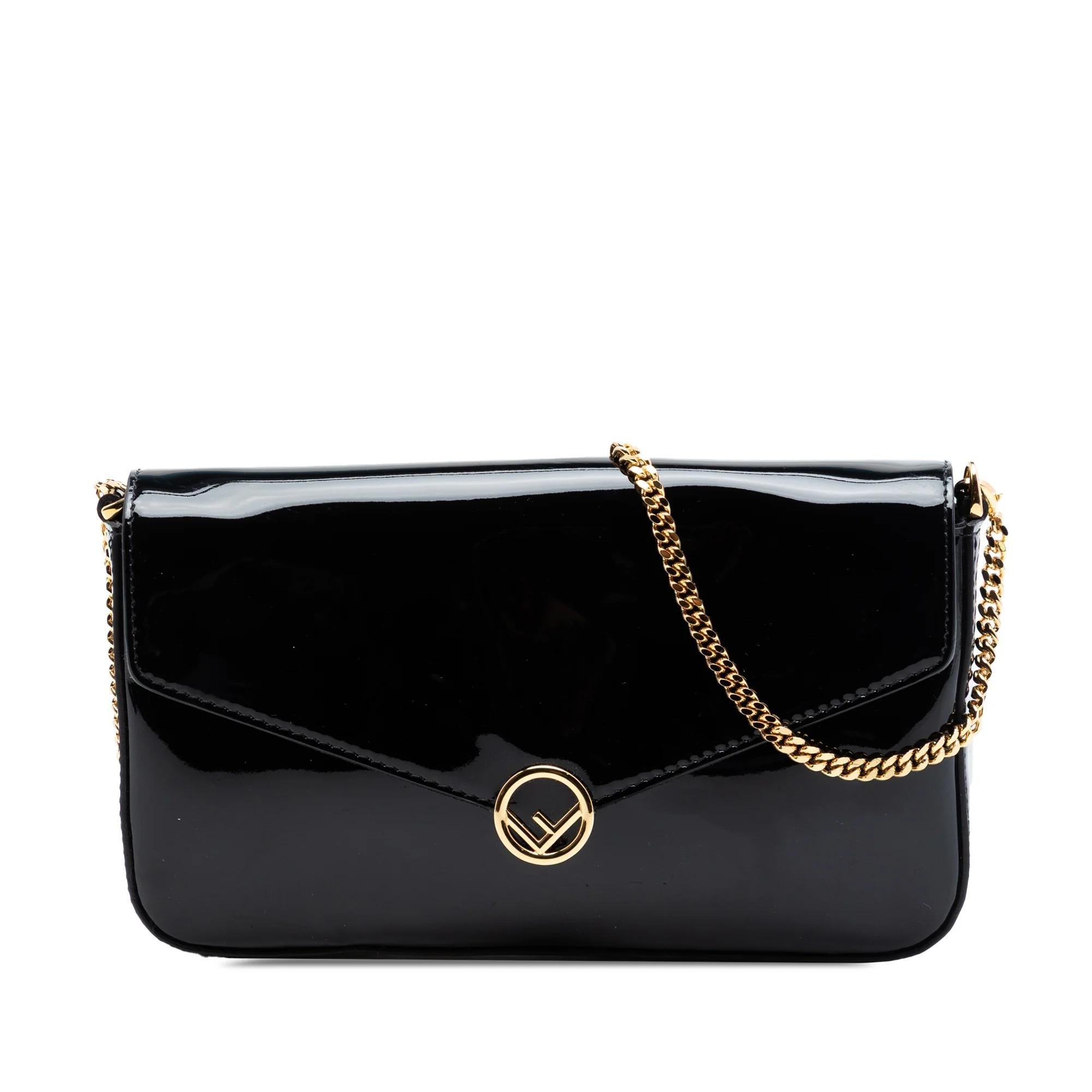 Wallet On Chain leather crossbody bag
